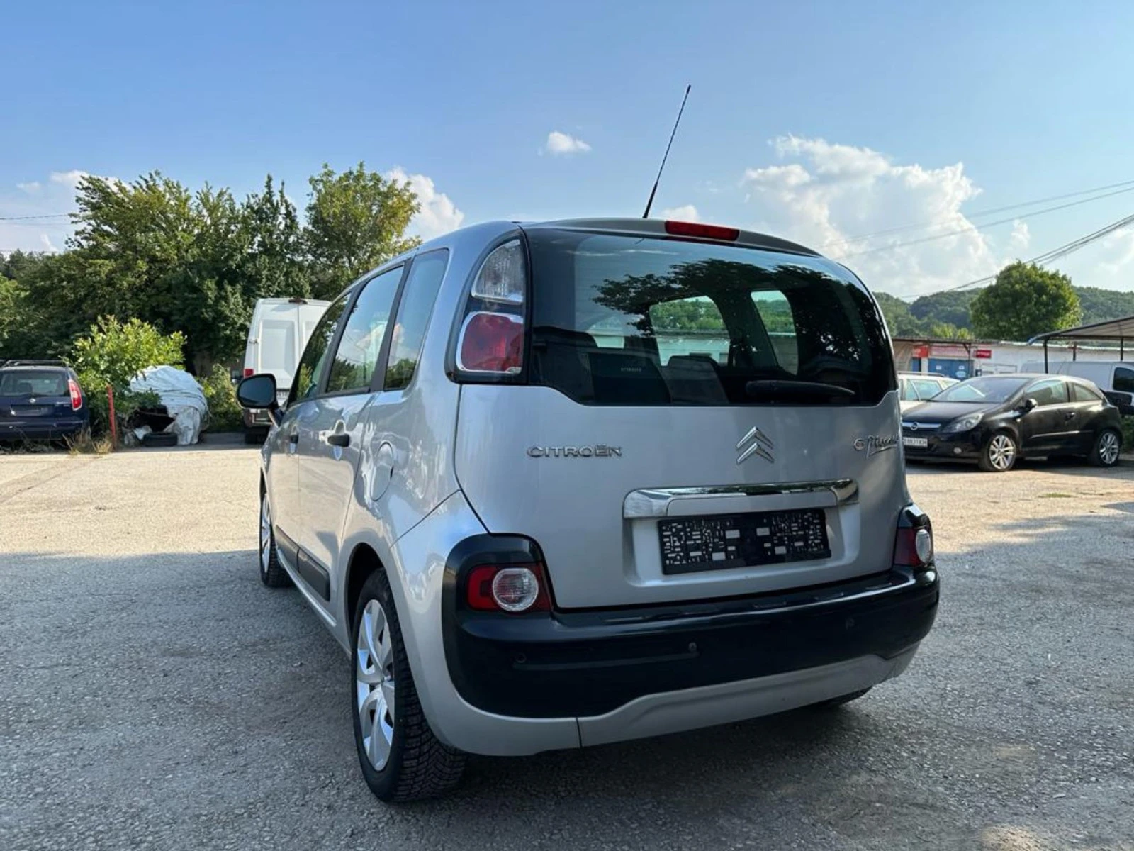 Citroen C3 Picasso 1.6hdi NAVI - изображение 4