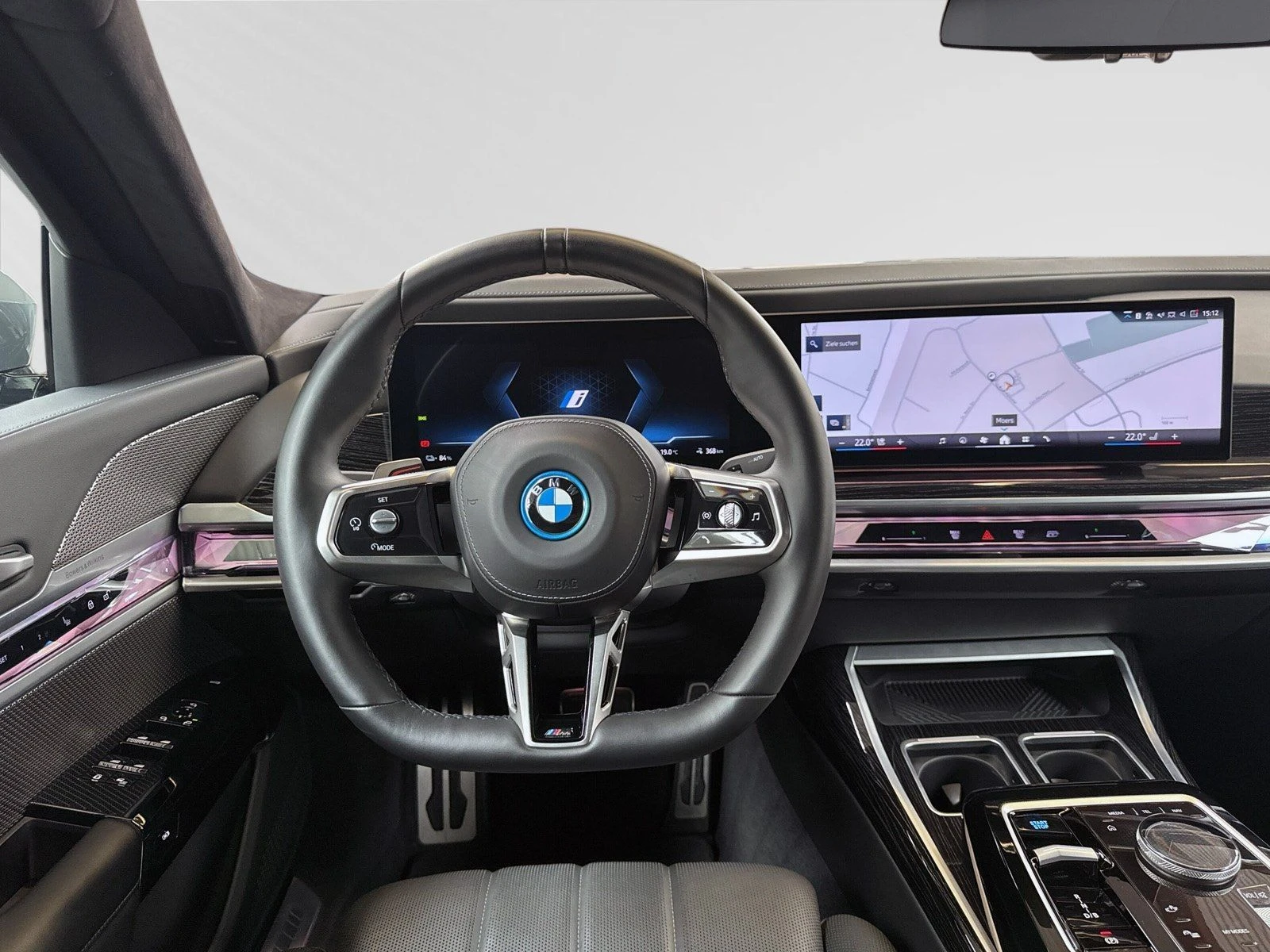 BMW i7 xDrive60/ M-SPORT PRO/ THEATRE SCREEN/ ICONIC GLOW - изображение 6