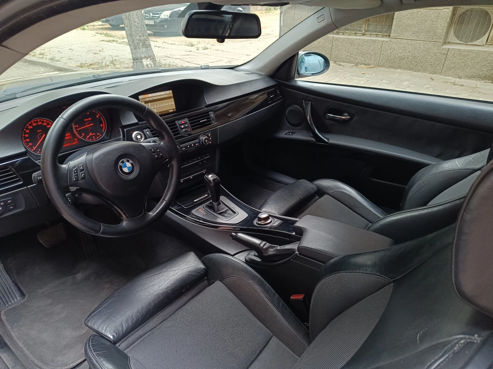 BMW 320 E92 - изображение 7