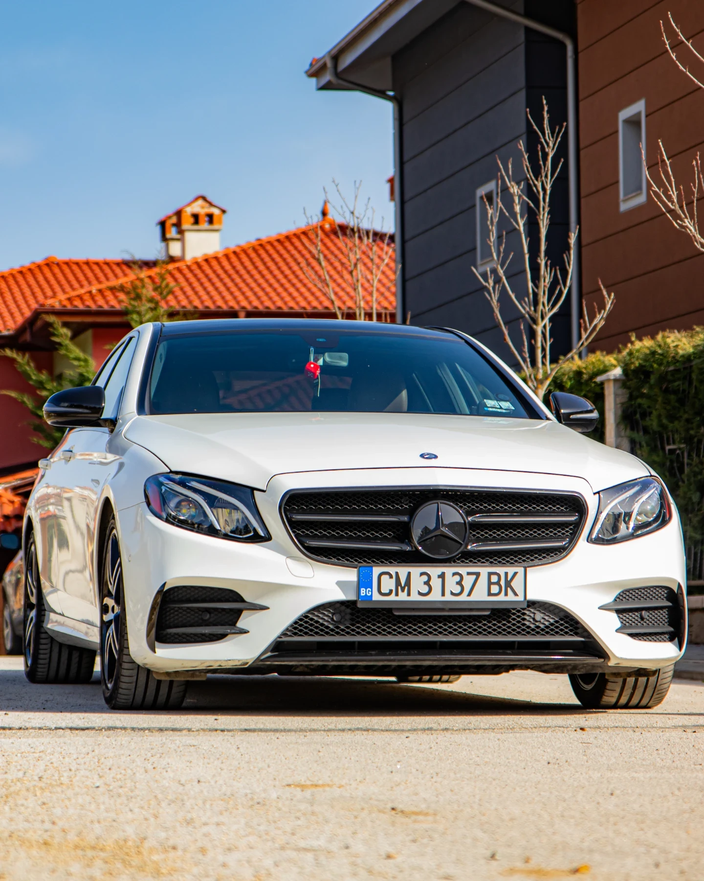 Mercedes-Benz E 400 4MATIC AMG LINE лизинг/бартер  - изображение 3