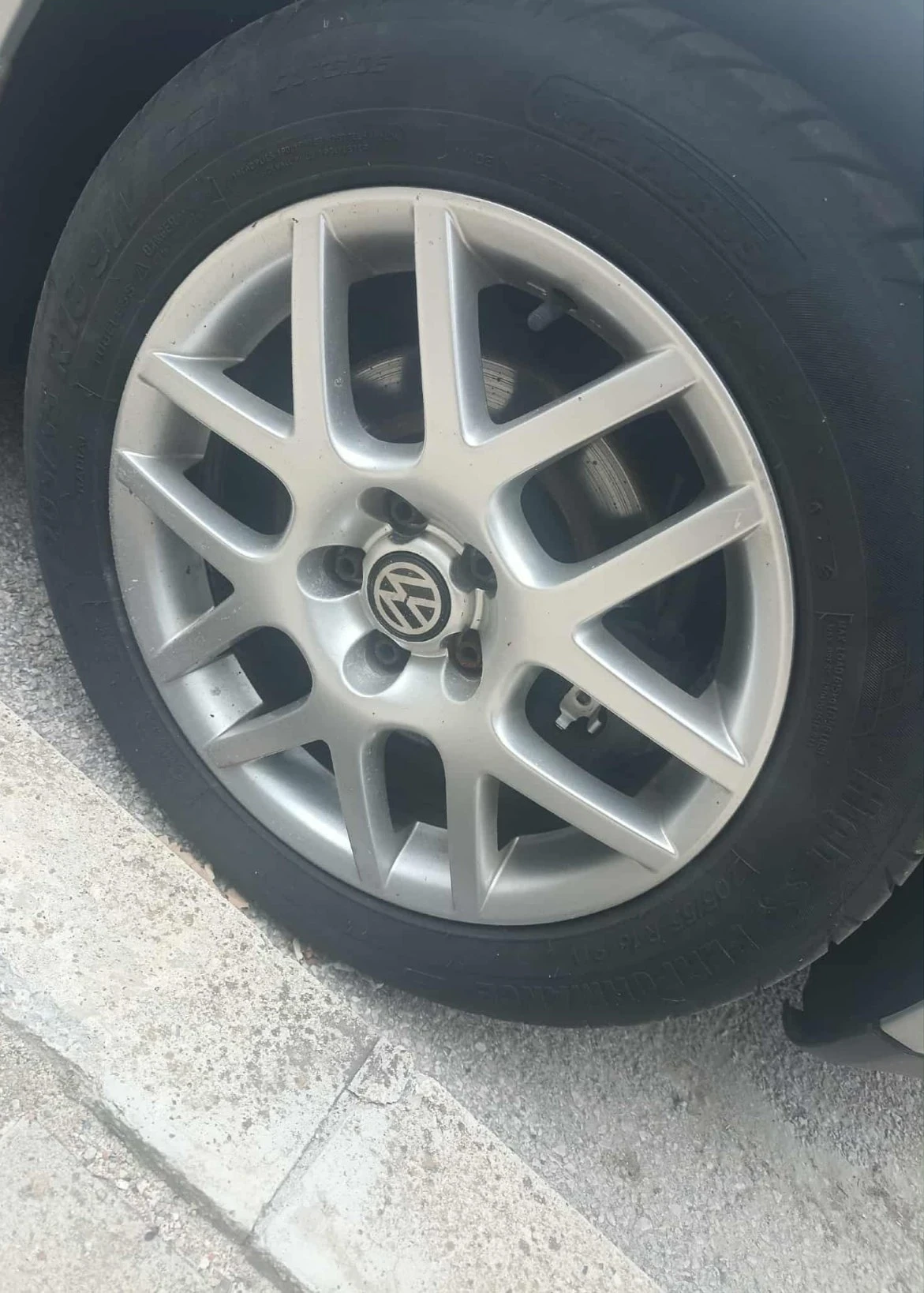 VW Bora 1.6i 101к.с. | Mobile.bg — изображение 4