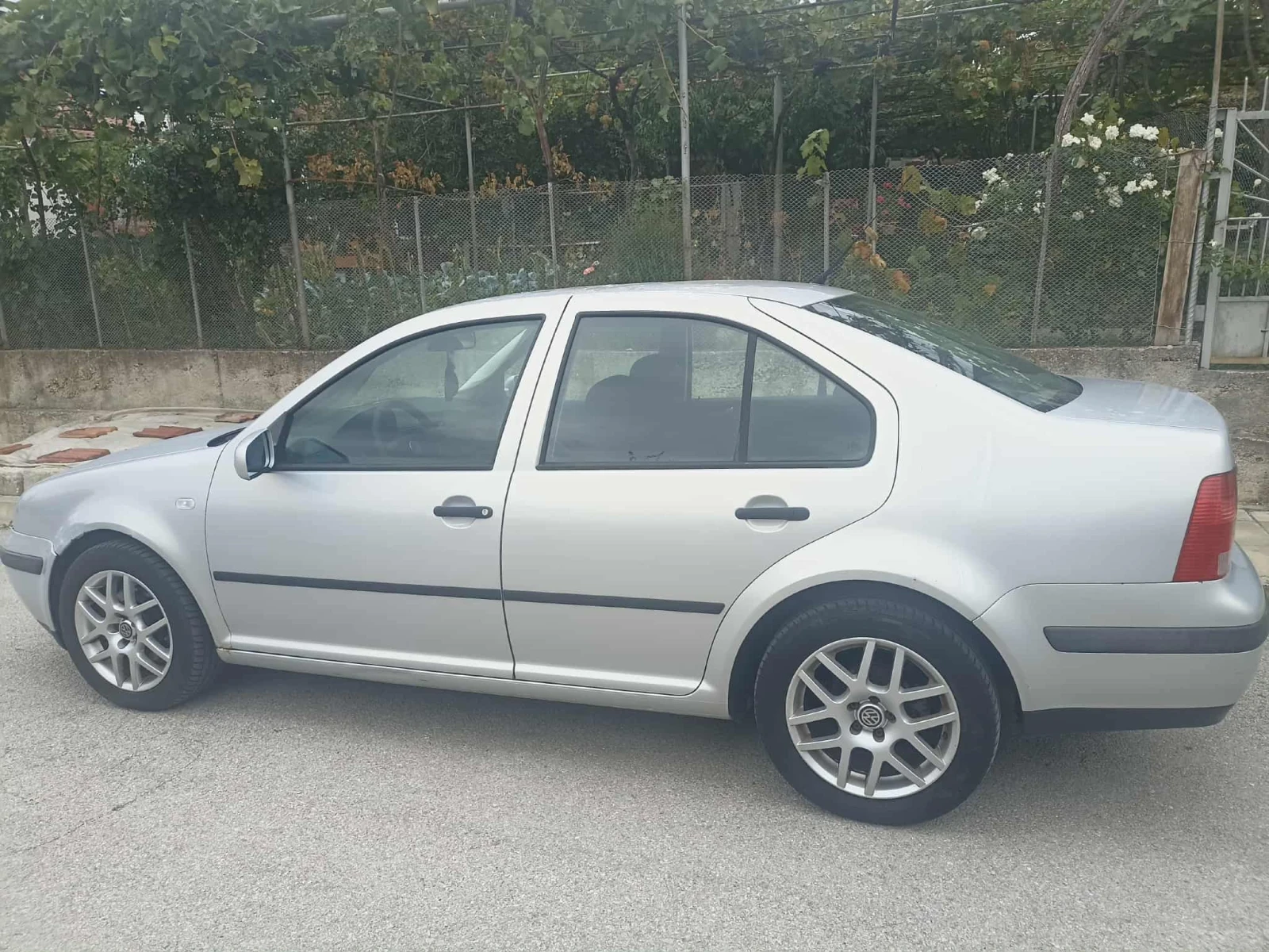 VW Bora 1.6i 101к.с. | Mobile.bg — изображение 11