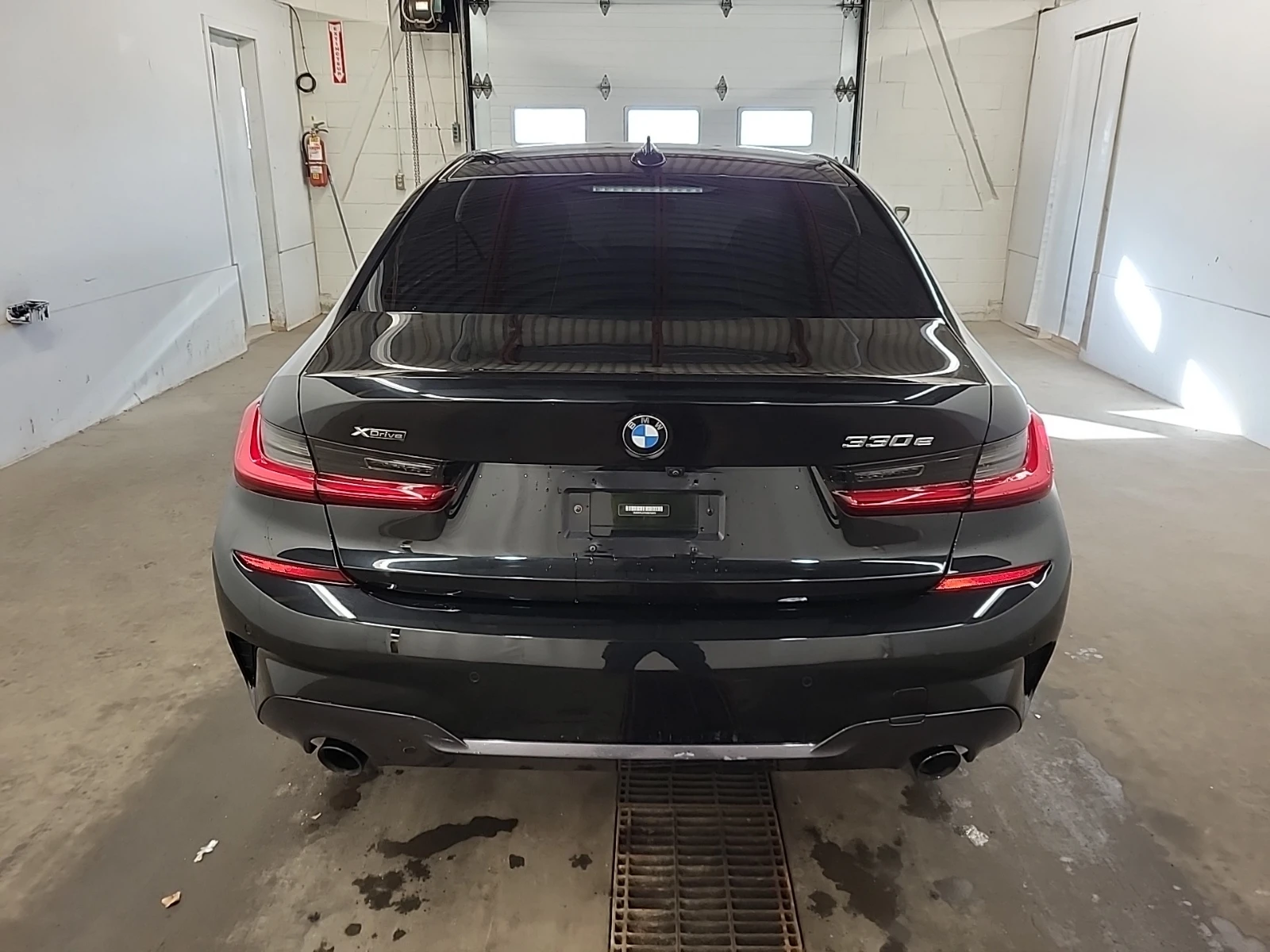 BMW 330 * CARFAX * БЕЗ ПЪРВОНАЧАЛНА ВНОСКА - изображение 4
