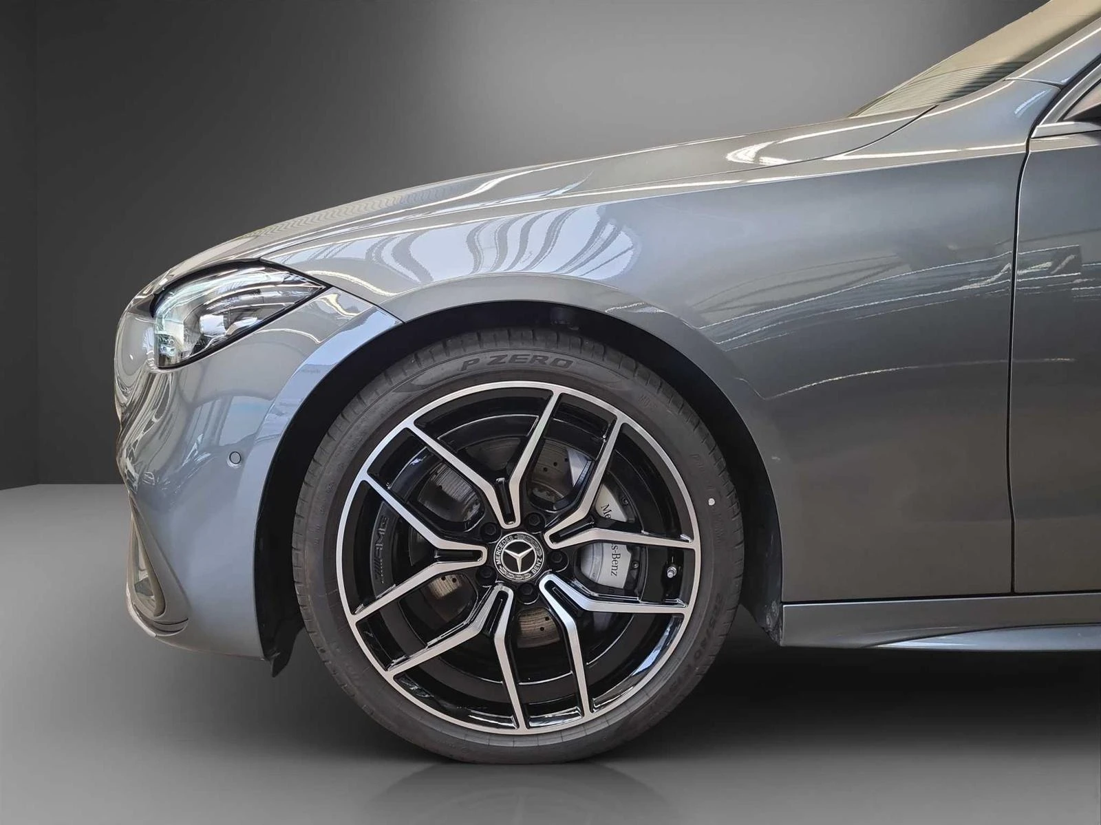 Mercedes-Benz C 220 d/AMG/LED/MBUX NAVI/CAMERA/SPORT PACKAGE/ - изображение 4