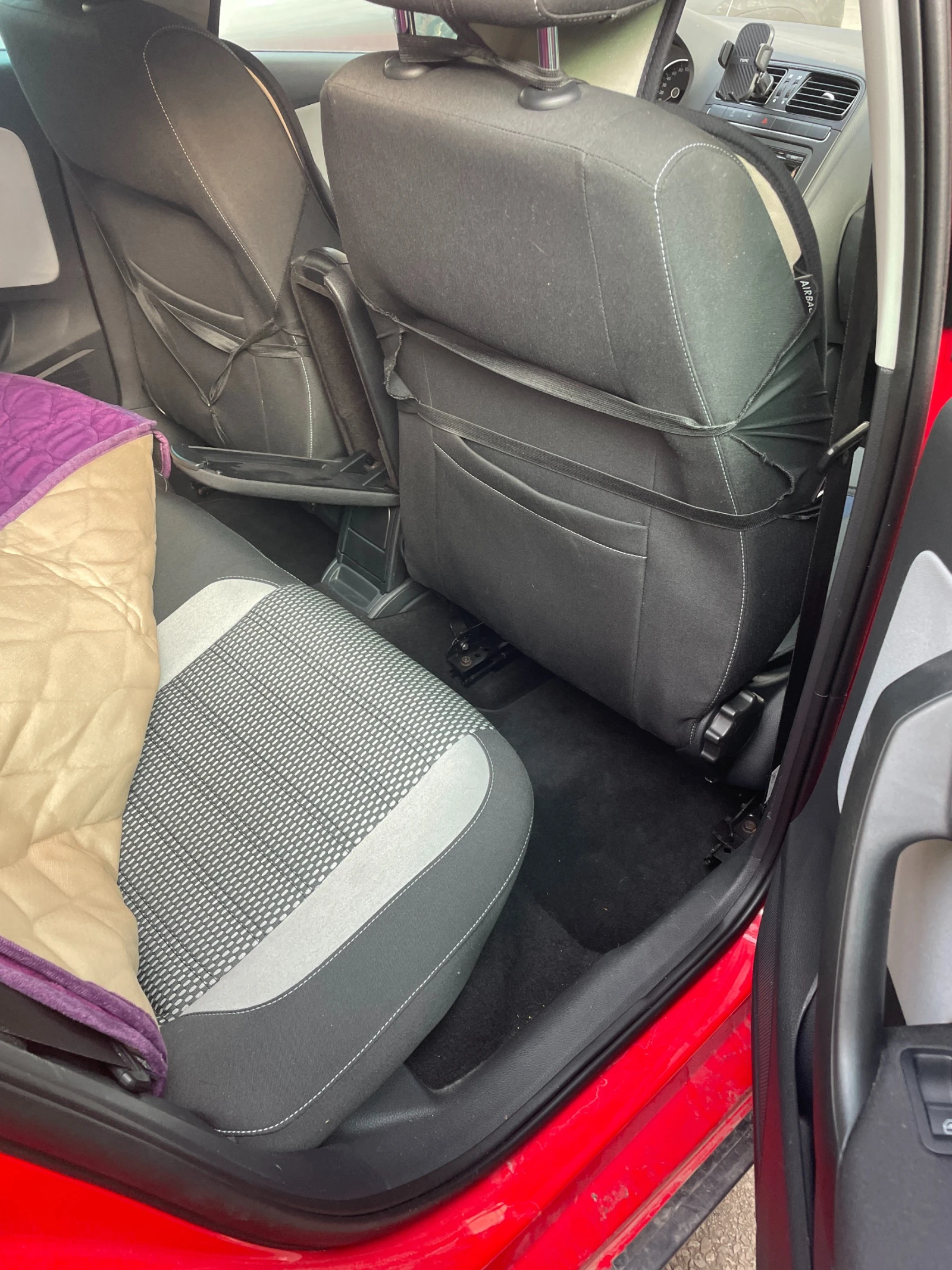 VW Polo 1.6tdi cross, снимка 10 - Автомобили и джипове - 53683429