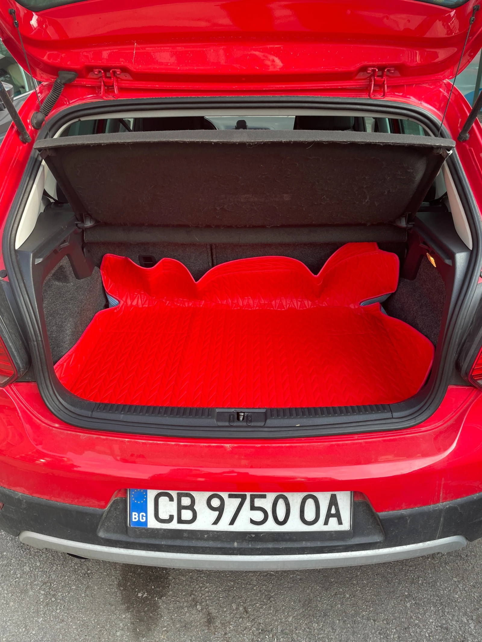 VW Polo 1.6tdi cross, снимка 7 - Автомобили и джипове - 53683429