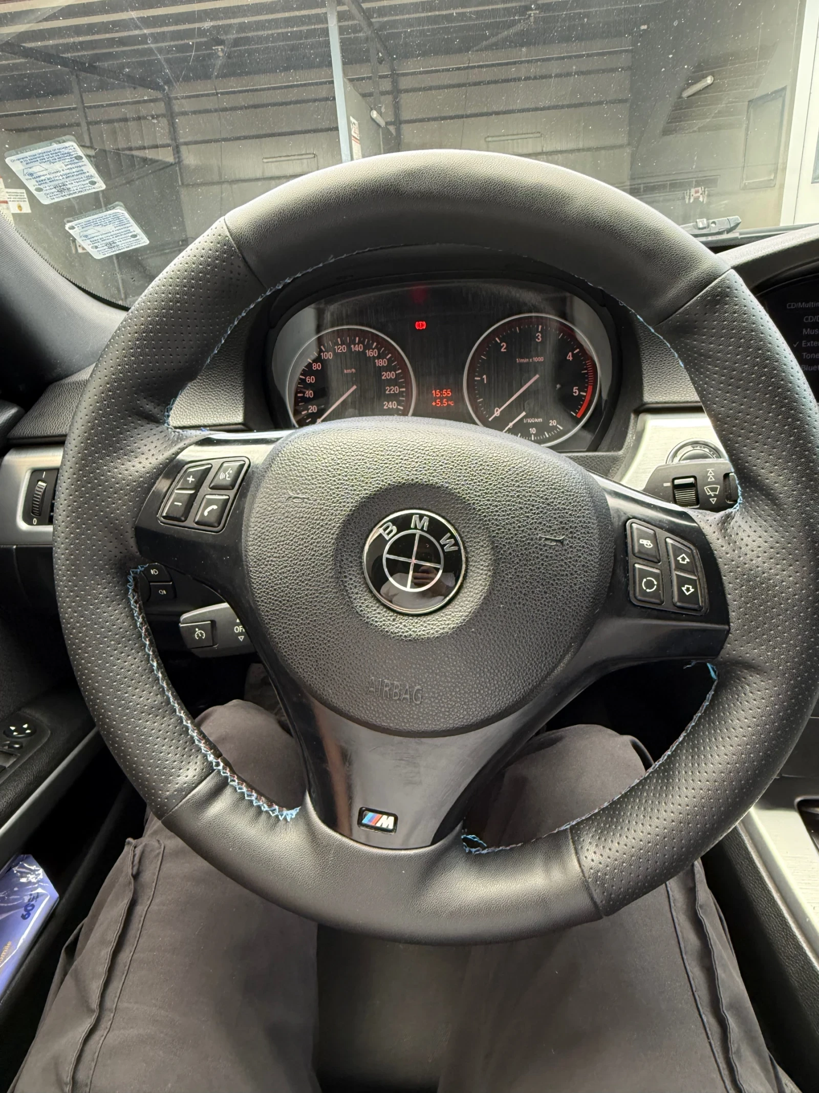 BMW 330 LCI, снимка 5 - Автомобили и джипове - 53852900