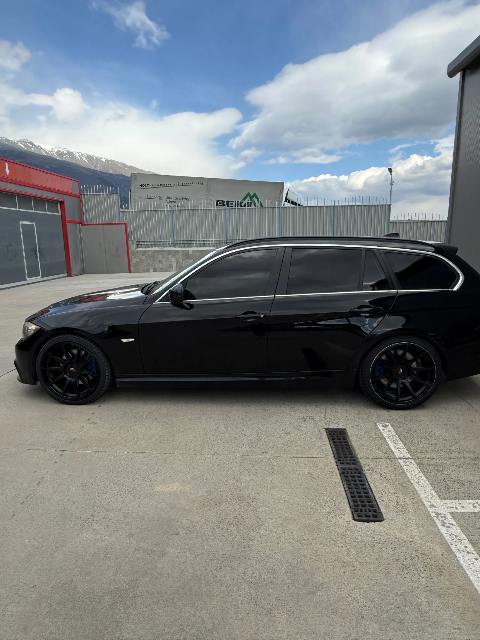 BMW 330 LCI, снимка 4 - Автомобили и джипове - 53852900