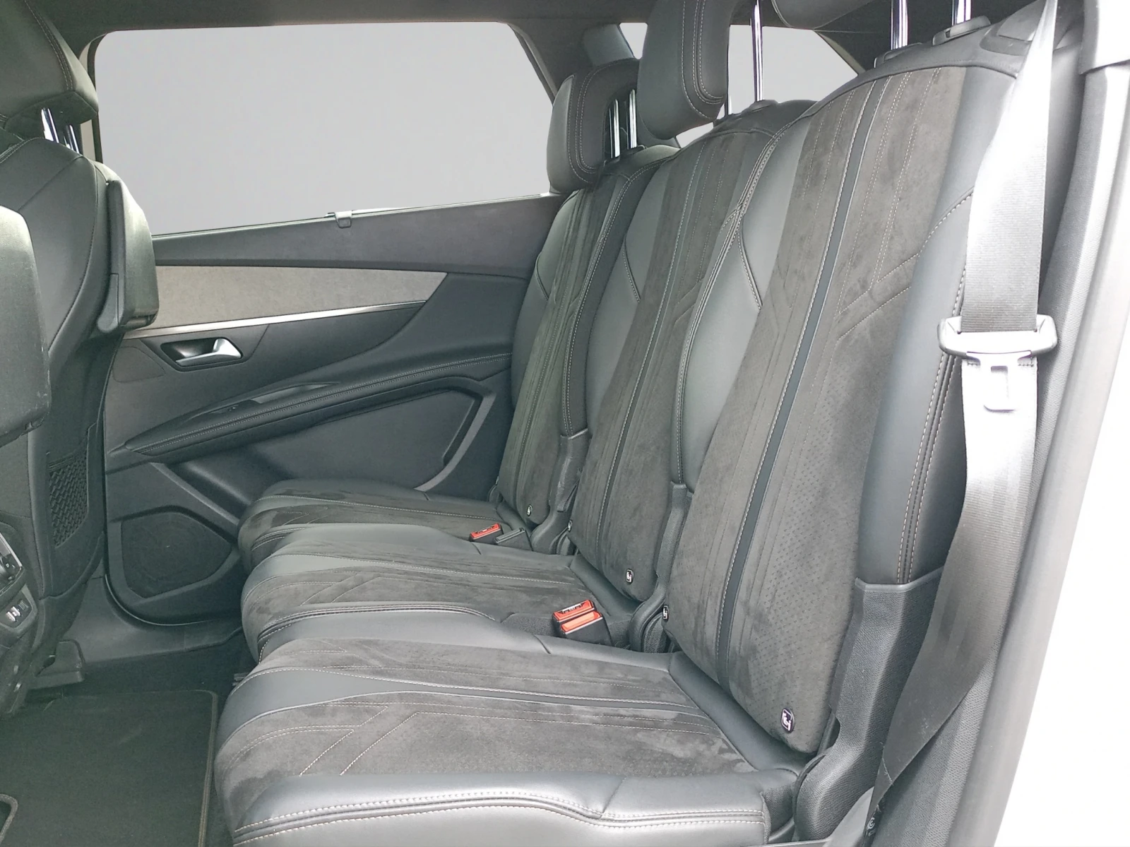 Peugeot 5008 New Line Up GT 1.6 PureTech 180 S&S EAT8 EURO 6, снимка 11 - Автомобили и джипове - 54081443