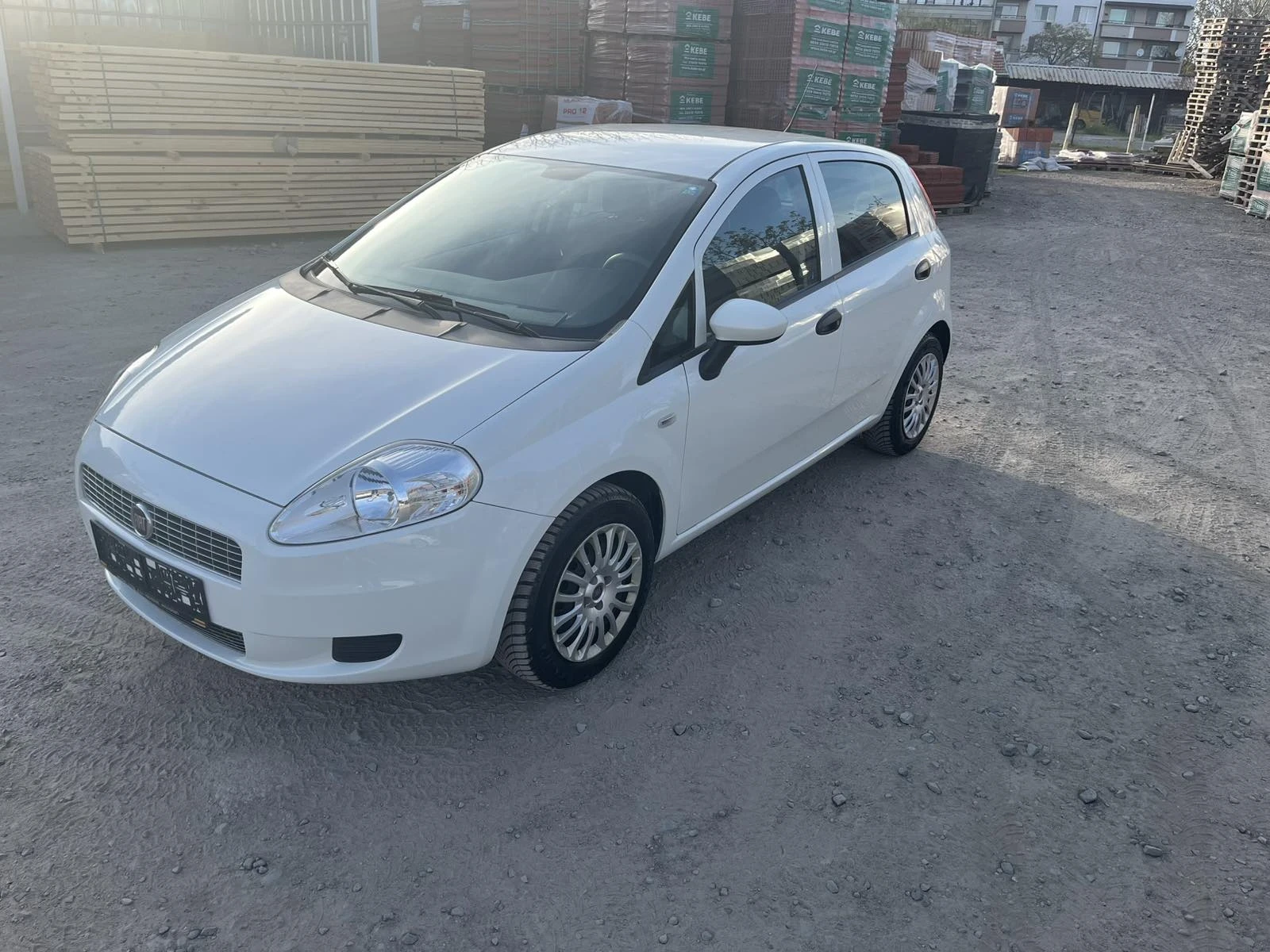 Fiat Punto 1.2 i, снимка 9 - Автомобили и джипове - 54236073