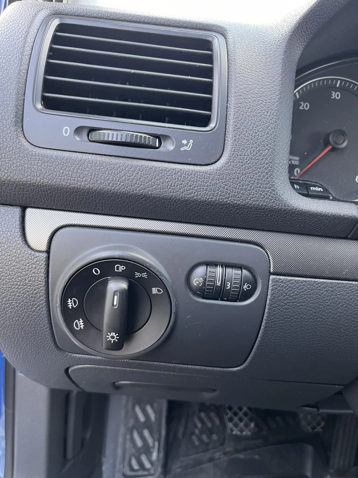 VW Golf V 1.9 TDI, 105 к.с., 6 скорости, снимка 11 - Автомобили и джипове - 54512806