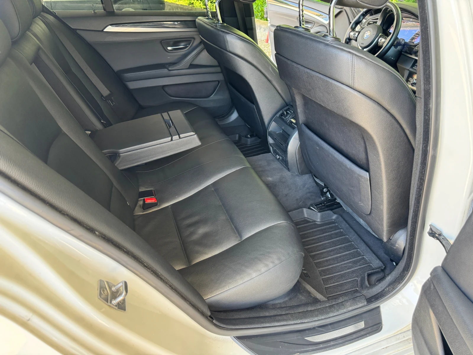 BMW 525 3.0D M PERFORMANCE , снимка 13 - Автомобили и джипове - 54719363