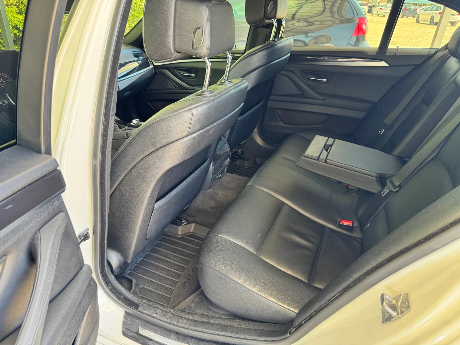 BMW 525 3.0D M PERFORMANCE , снимка 12 - Автомобили и джипове - 54719363