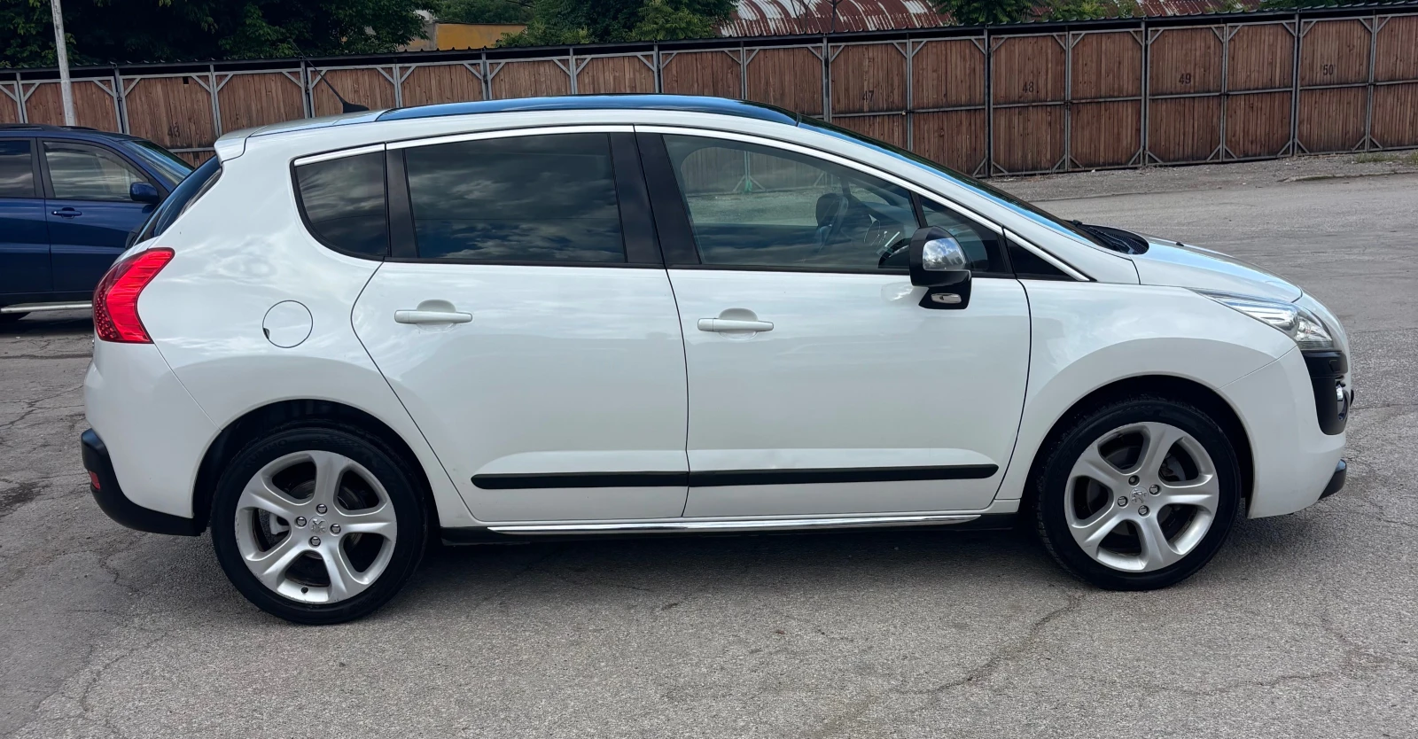 Peugeot 3008 Allure, снимка 8 - Автомобили и джипове - 54772292