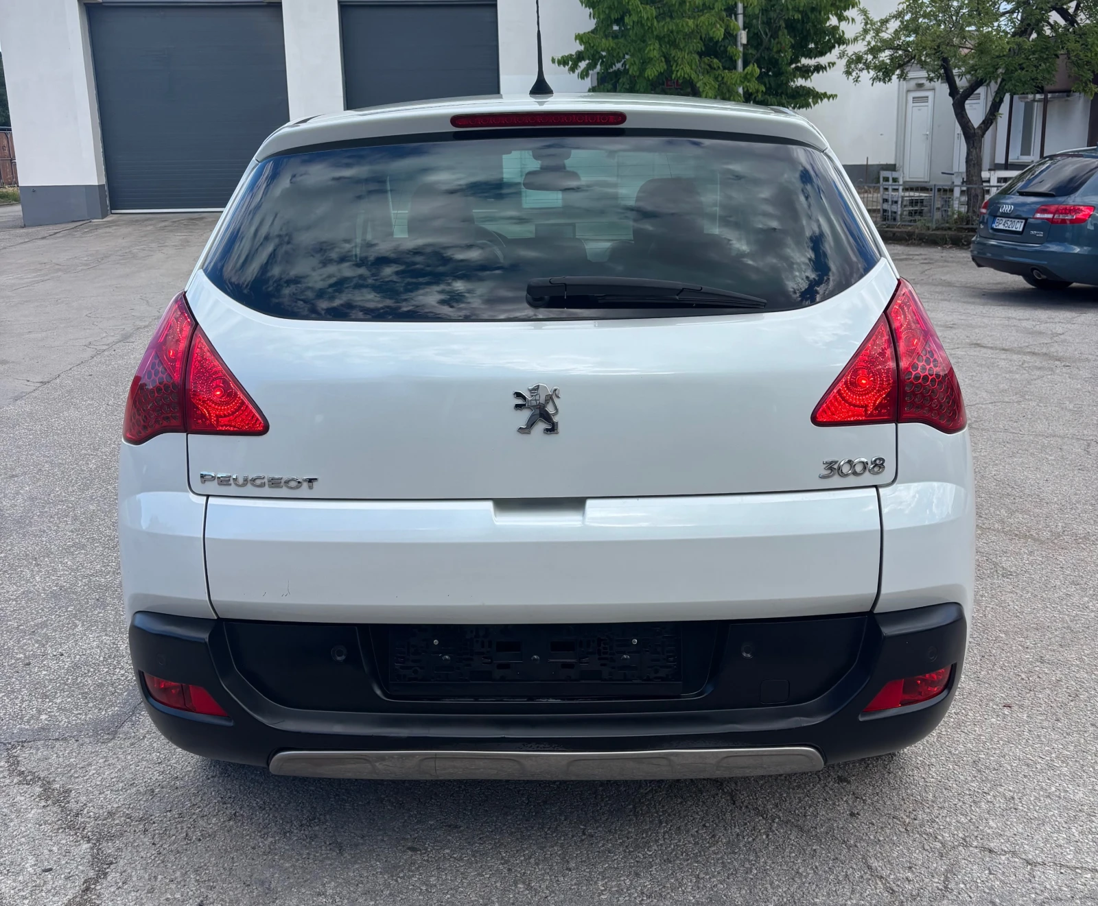Peugeot 3008 Allure, снимка 6 - Автомобили и джипове - 54772292