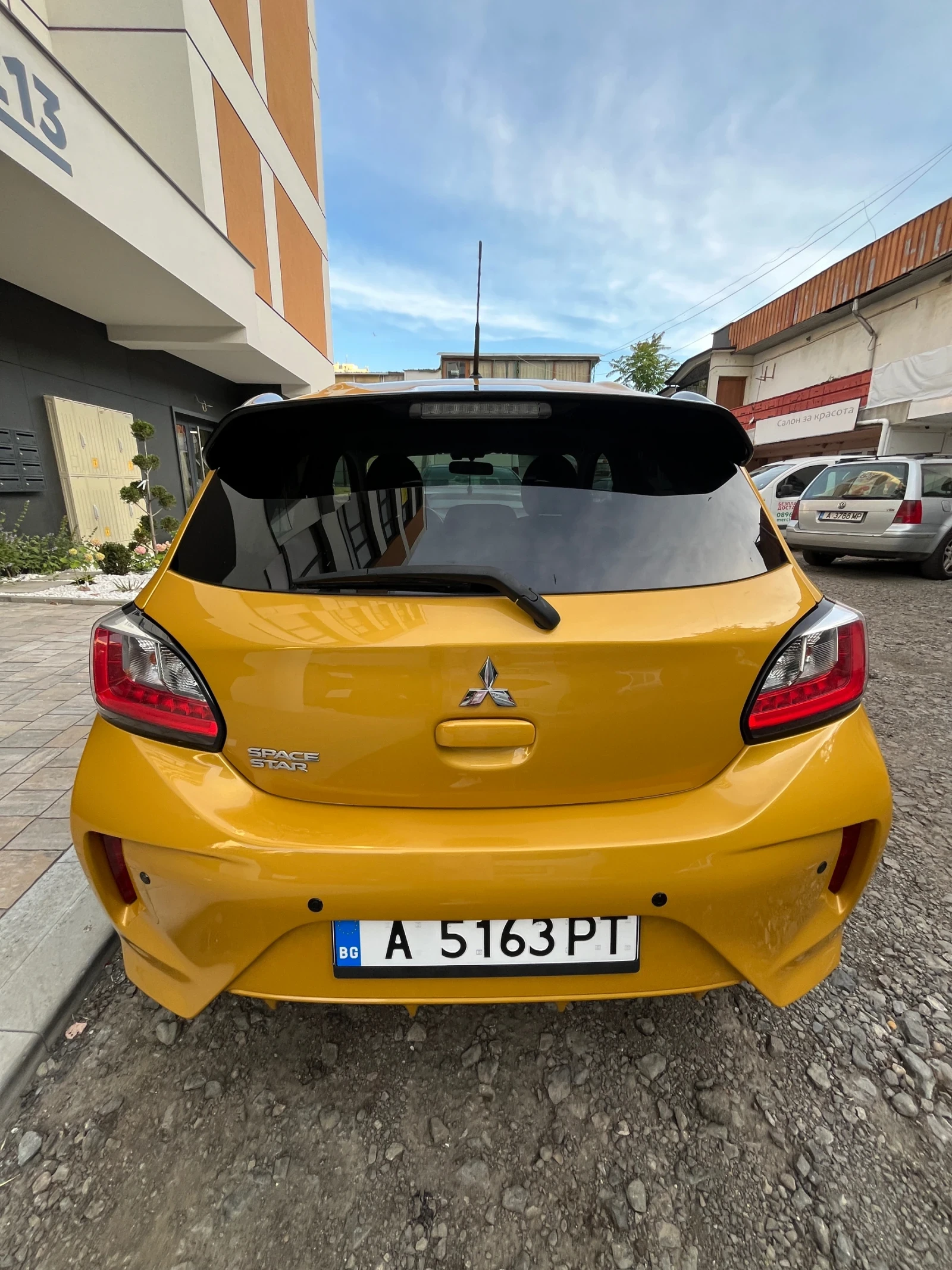 Mitsubishi Space star, снимка 2 - Автомобили и джипове - 54840060