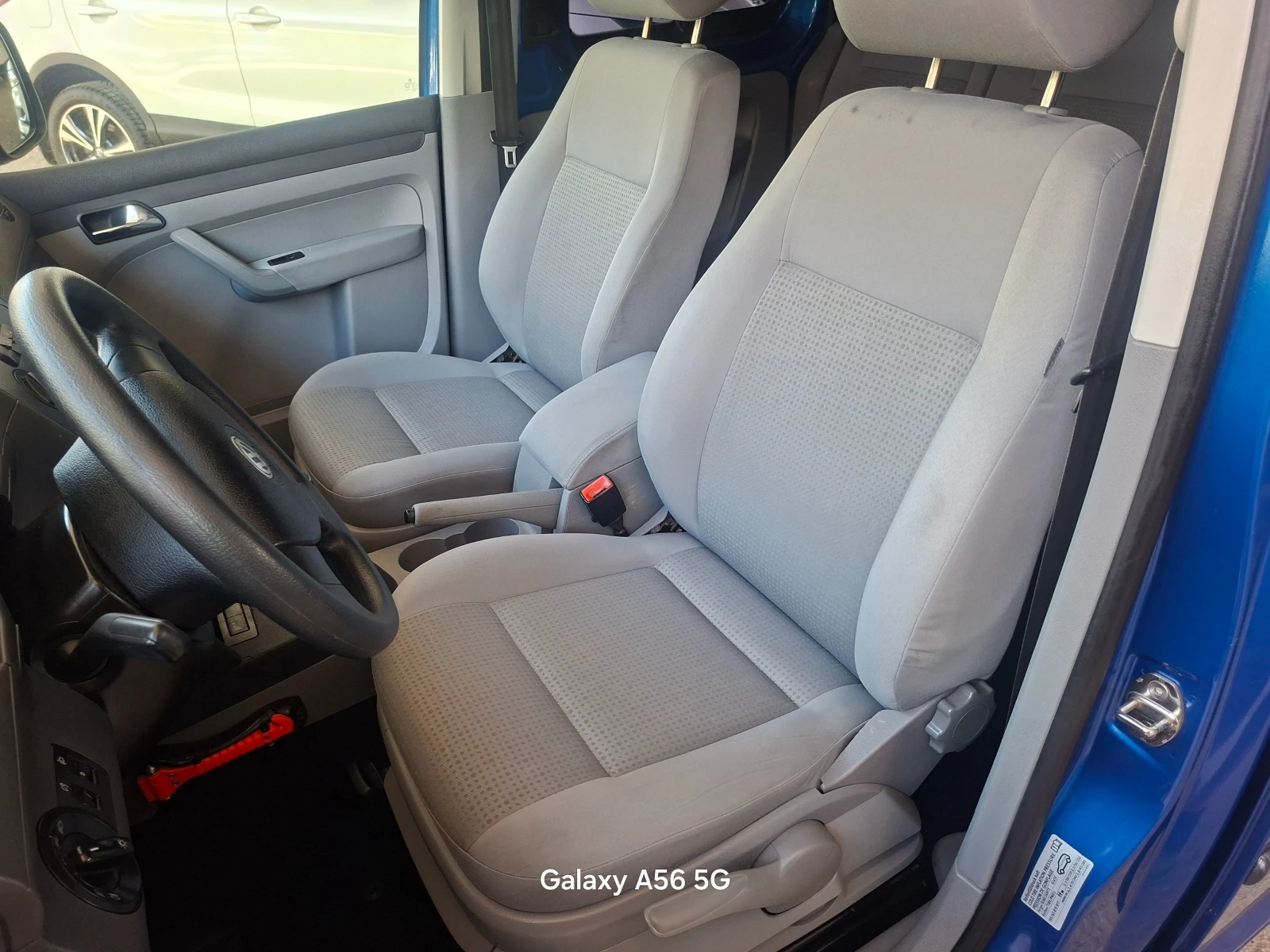 VW Caddy 1, 6 BENZIN 102кс. 6+ 1, снимка 6 - Автомобили и джипове - 55227737