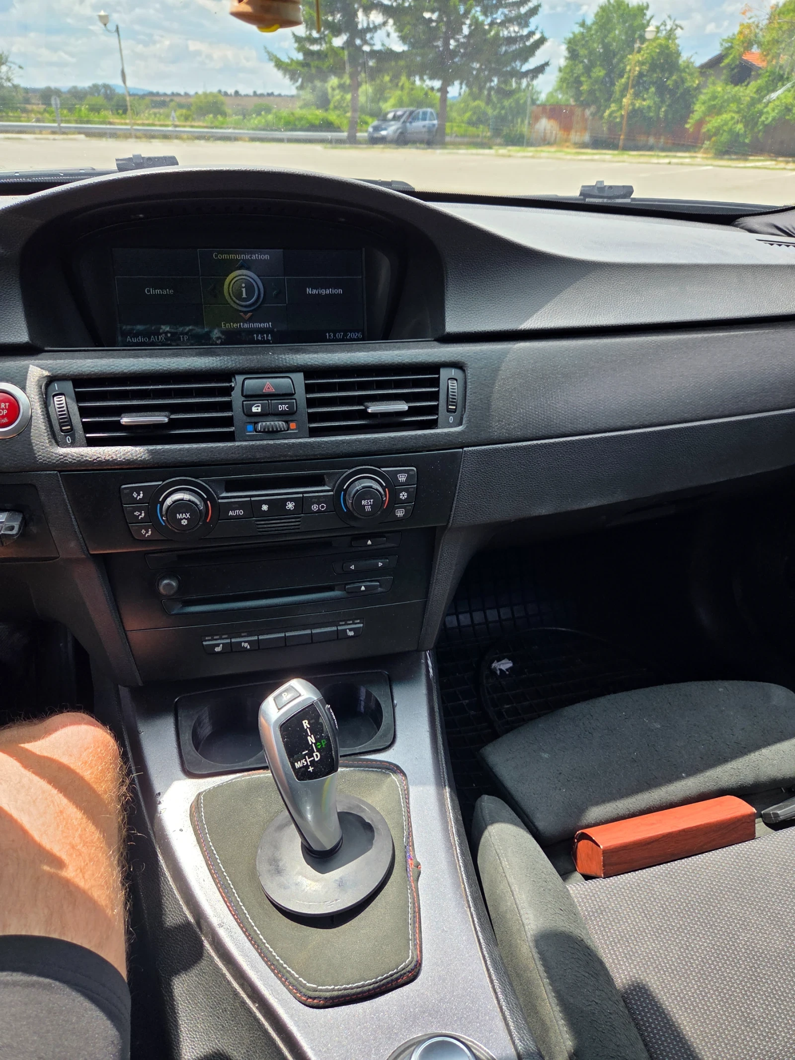 BMW 330, снимка 5 - Автомобили и джипове - 55273388