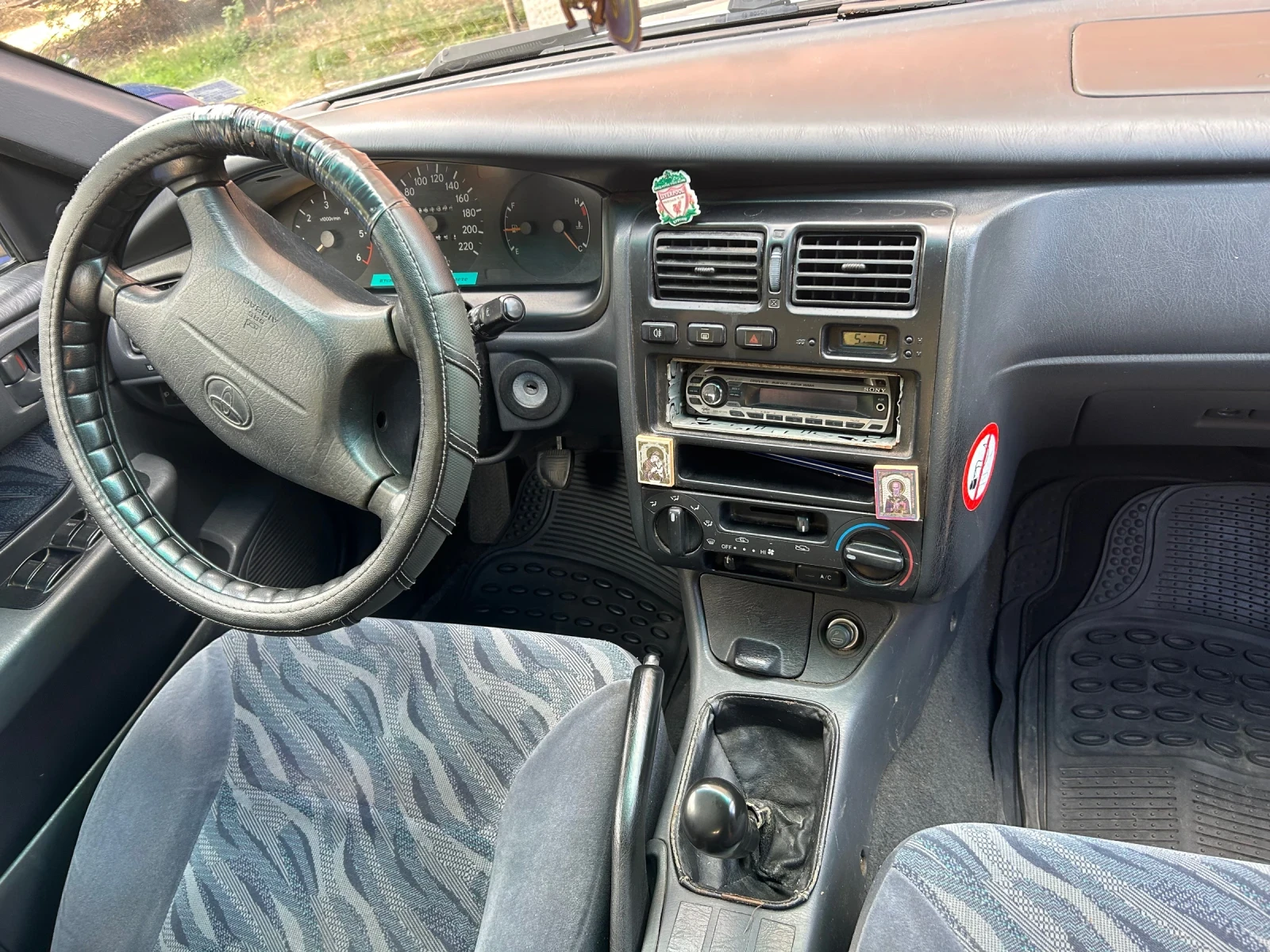 Toyota Carina, снимка 6 - Автомобили и джипове - 55414703