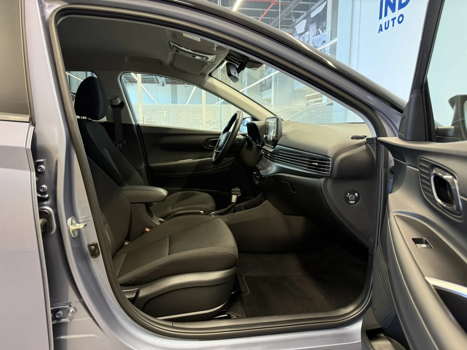 Hyundai I20 EXCLUSIVE, снимка 16 - Автомобили и джипове - 55433601