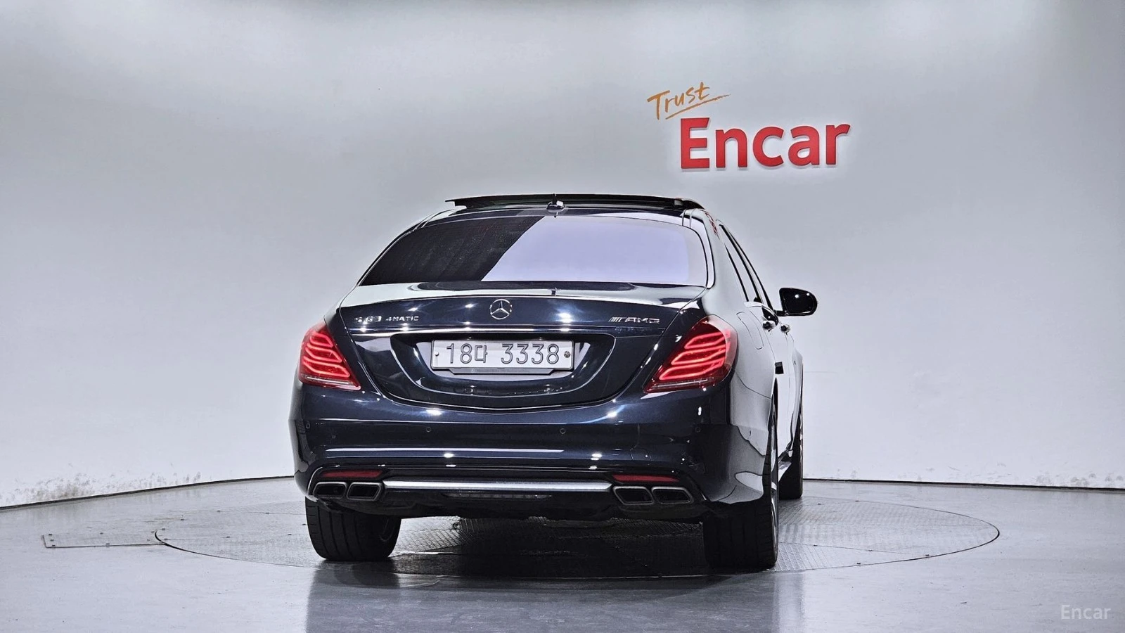 Mercedes-Benz S 63 AMG 4MATIC* 360* МАСАЖИ* КОЖА* ПАНО* АВТОКРЕДИТ, снимка 4 - Автомобили и джипове - 55618402