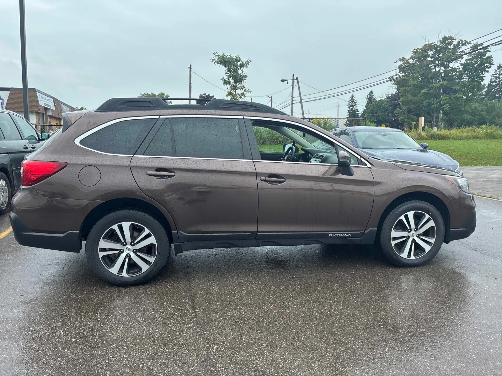 Subaru Outback * Limited * CARFAX * ОПЦИЯ ЗА ФИНАНСИРАНЕ, снимка 3 - Автомобили и джипове - 55921812