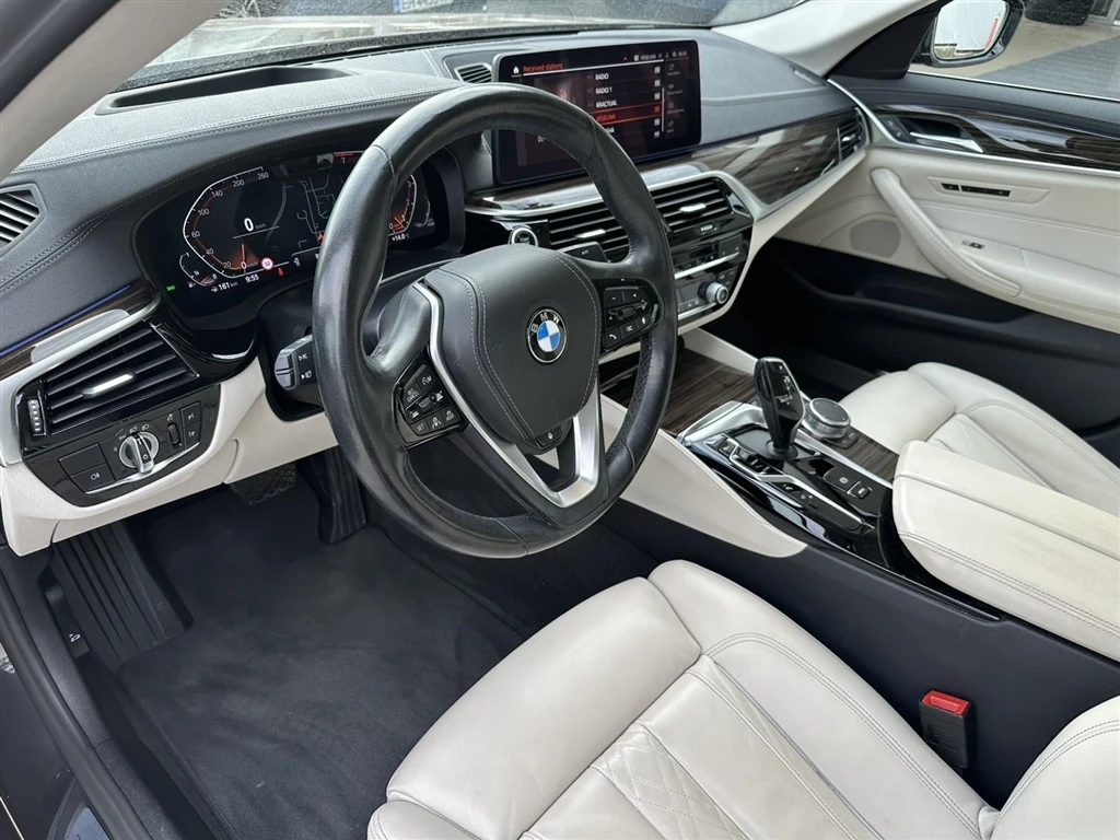 BMW 540 xDrive, снимка 6 - Автомобили и джипове - 56214580