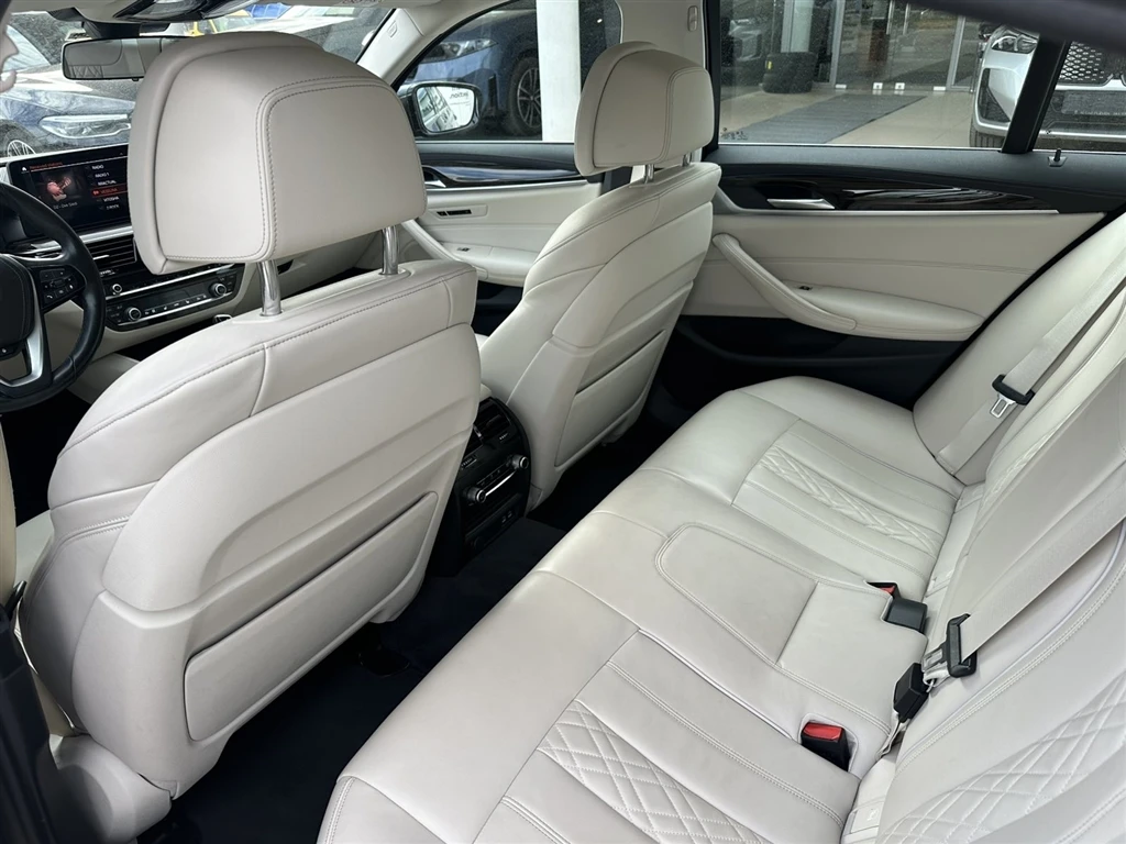 BMW 540 xDrive, снимка 9 - Автомобили и джипове - 56214580