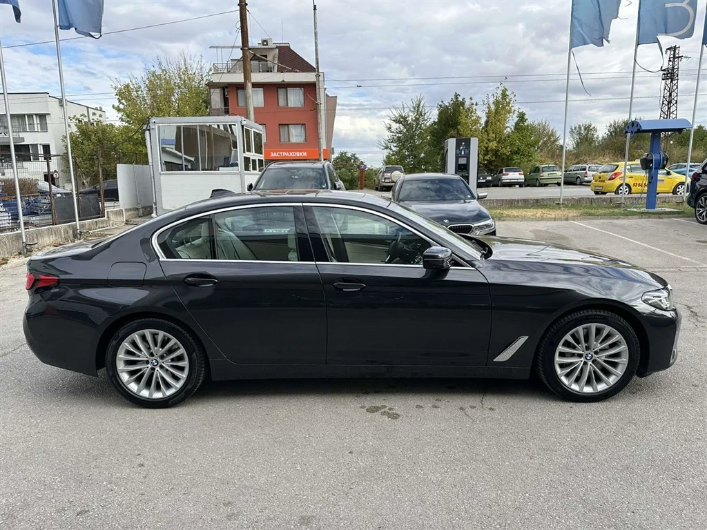 BMW 540 xDrive, снимка 13 - Автомобили и джипове - 56214580