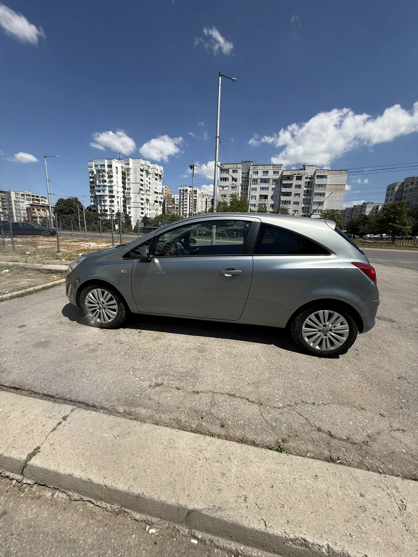 Opel Corsa, снимка 3 - Автомобили и джипове - 56361204