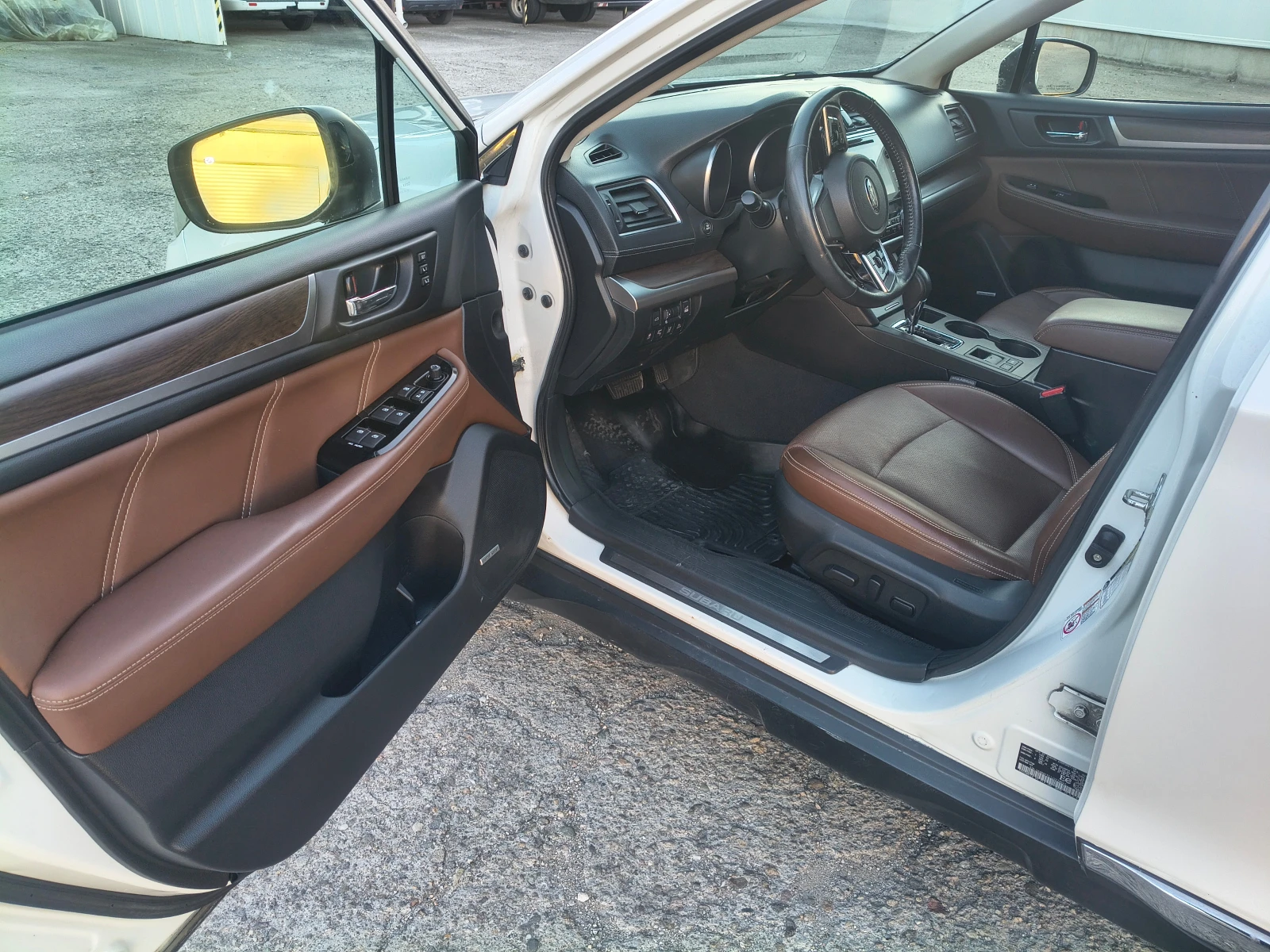 Subaru Outback 3.6R Premier, снимка 8 - Автомобили и джипове - 56377813