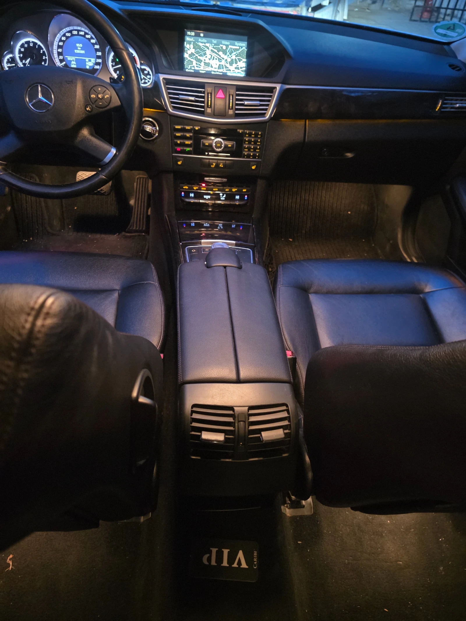 Mercedes-Benz E 350 E350 CDI 265ks, снимка 9 - Автомобили и джипове - 56415880