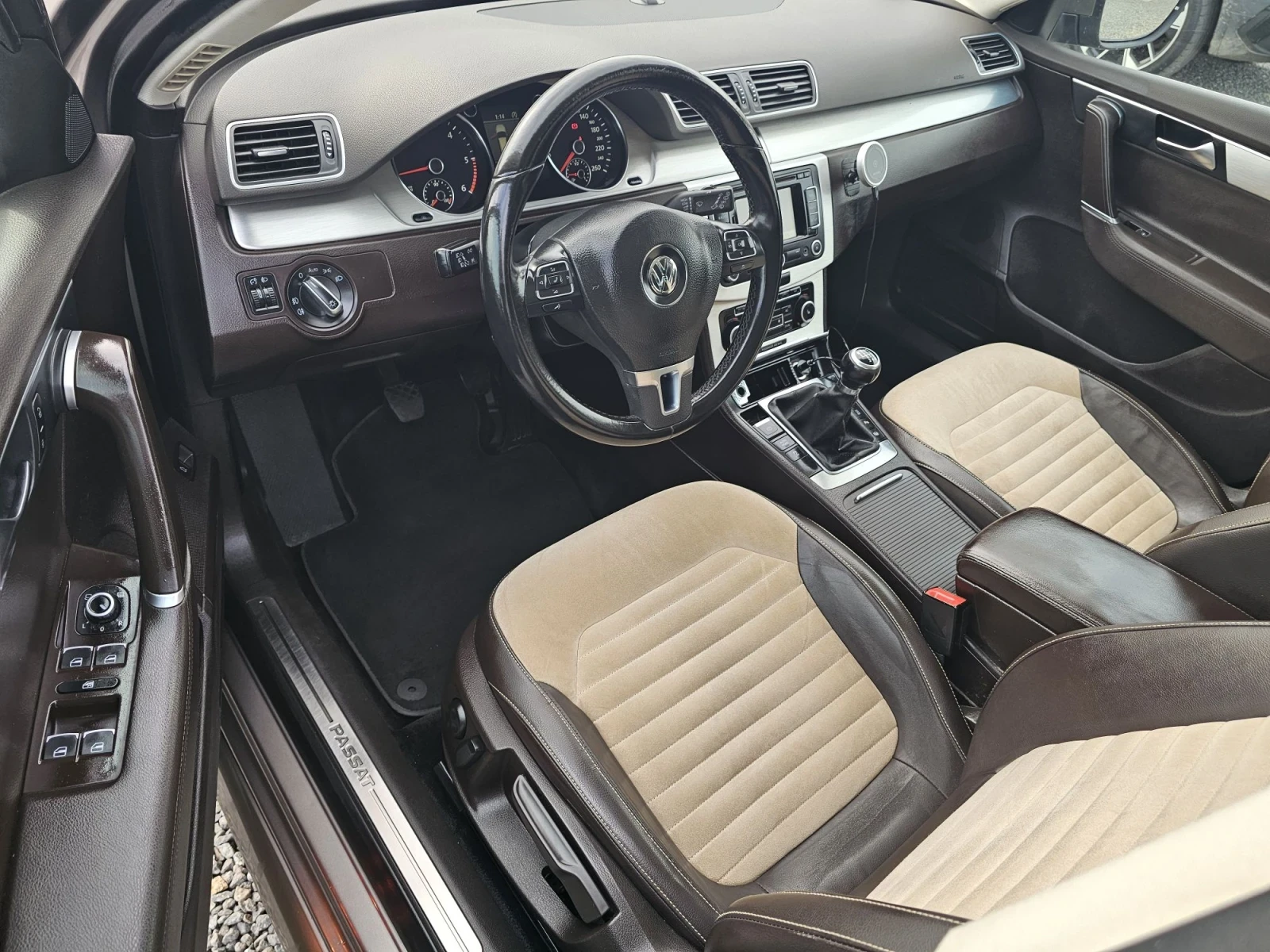 VW Passat 2.0TDI HiGh_LiNE!!!, снимка 8 - Автомобили и джипове - 56521136