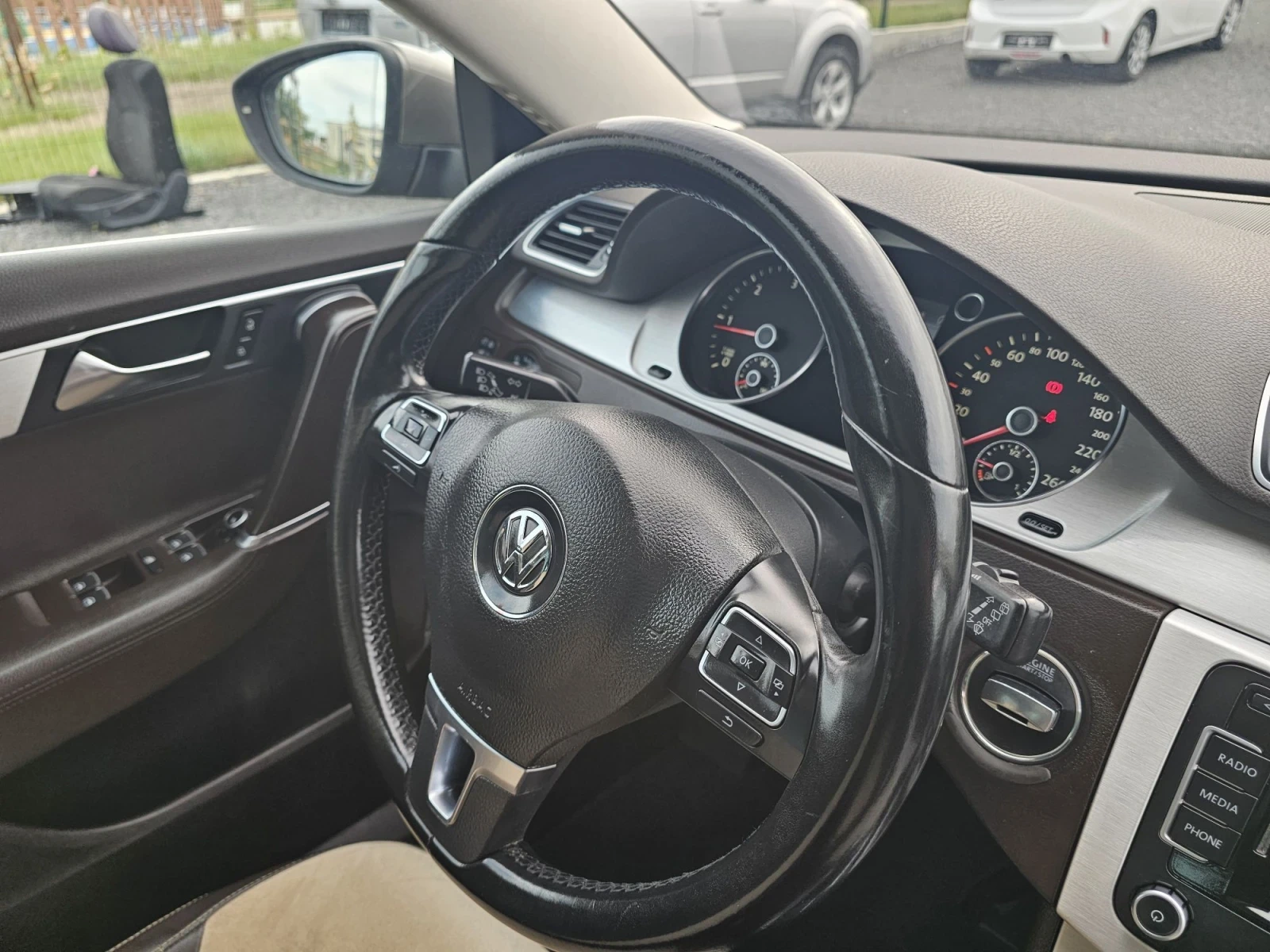 VW Passat 2.0TDI HiGh_LiNE!!!, снимка 14 - Автомобили и джипове - 56521136