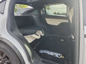 Tesla Model X * AWD * KEYLESS * ПОДГРЕВ * ОБДУХВАНЕ * , снимка 12