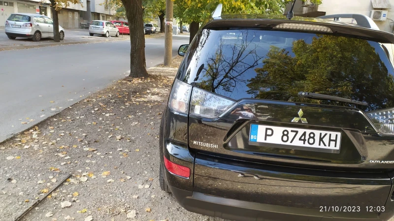 Mitsubishi Outlander, снимка 6 - Автомобили и джипове - 47225740