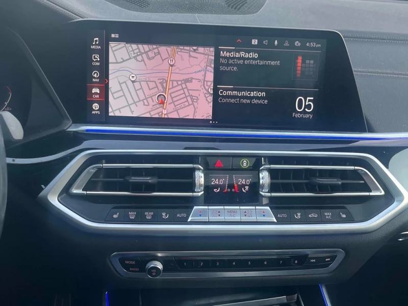 BMW X5  xDrive40i / CARFAX/360/DIS/AMBIENT/PANO, снимка 9 - Автомобили и джипове - 53376787