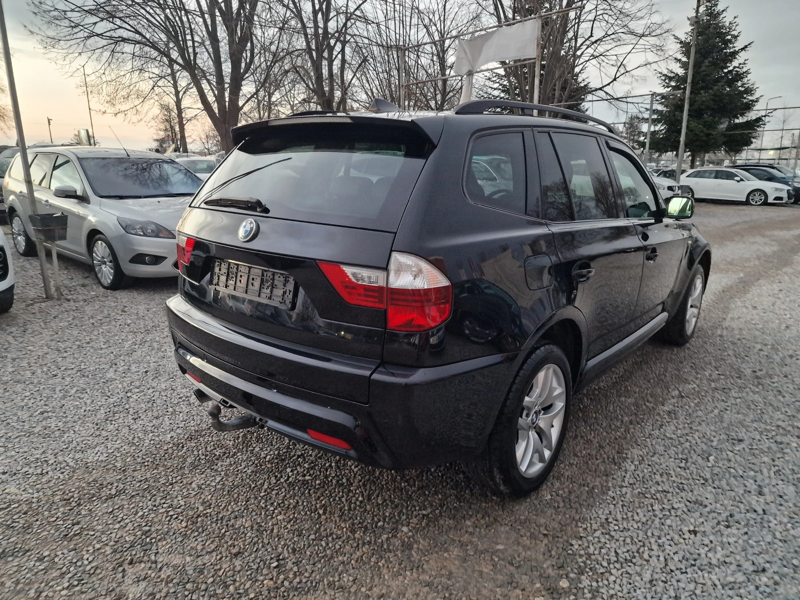 BMW X3 2.0d-150k.s-4x4-КОЖА-СЕРВИЗНА ИСТОРИЯ-М ПАКЕТ - изображение 4