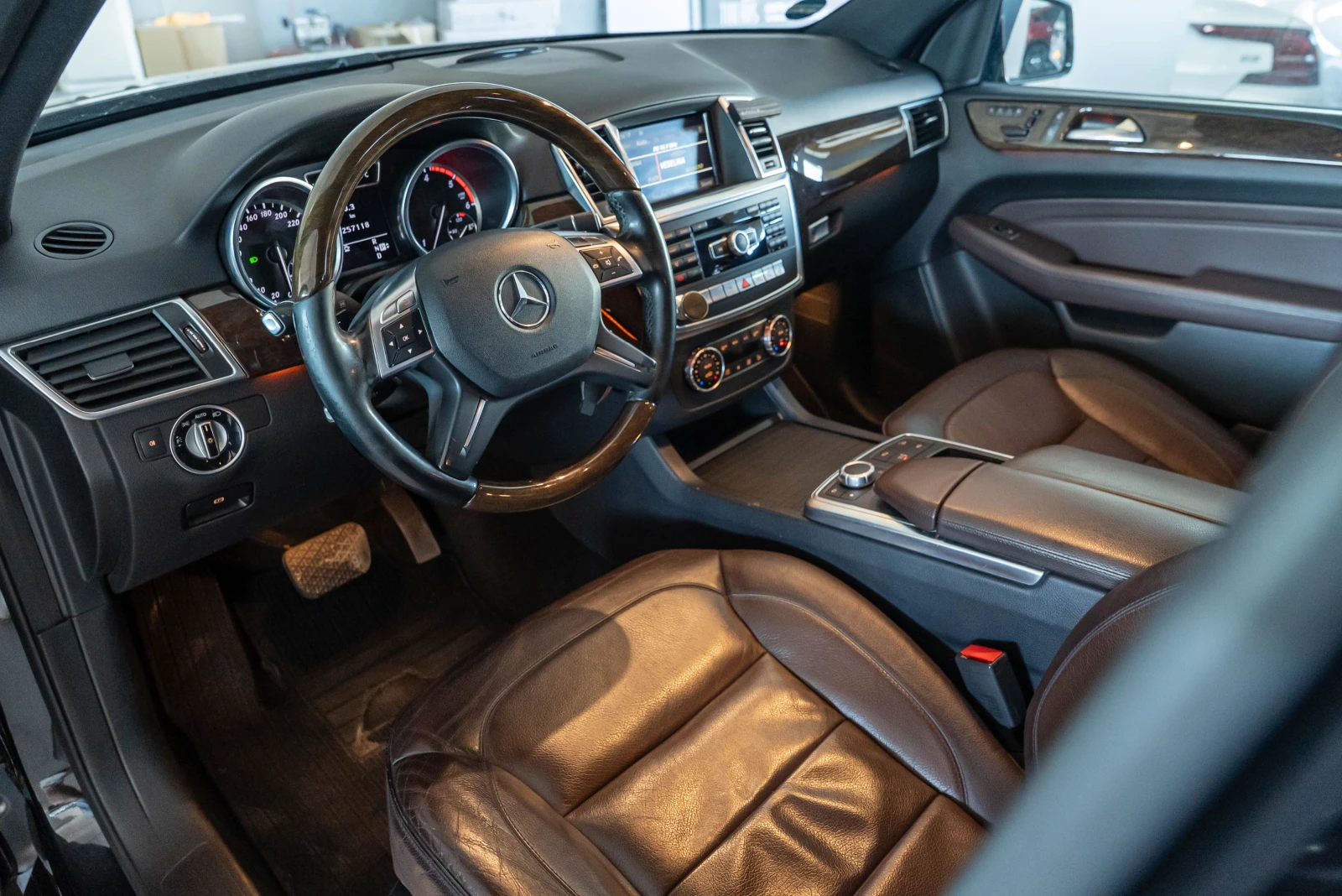 Mercedes-Benz ML 350 BLUETEC 4MATIC - изображение 6