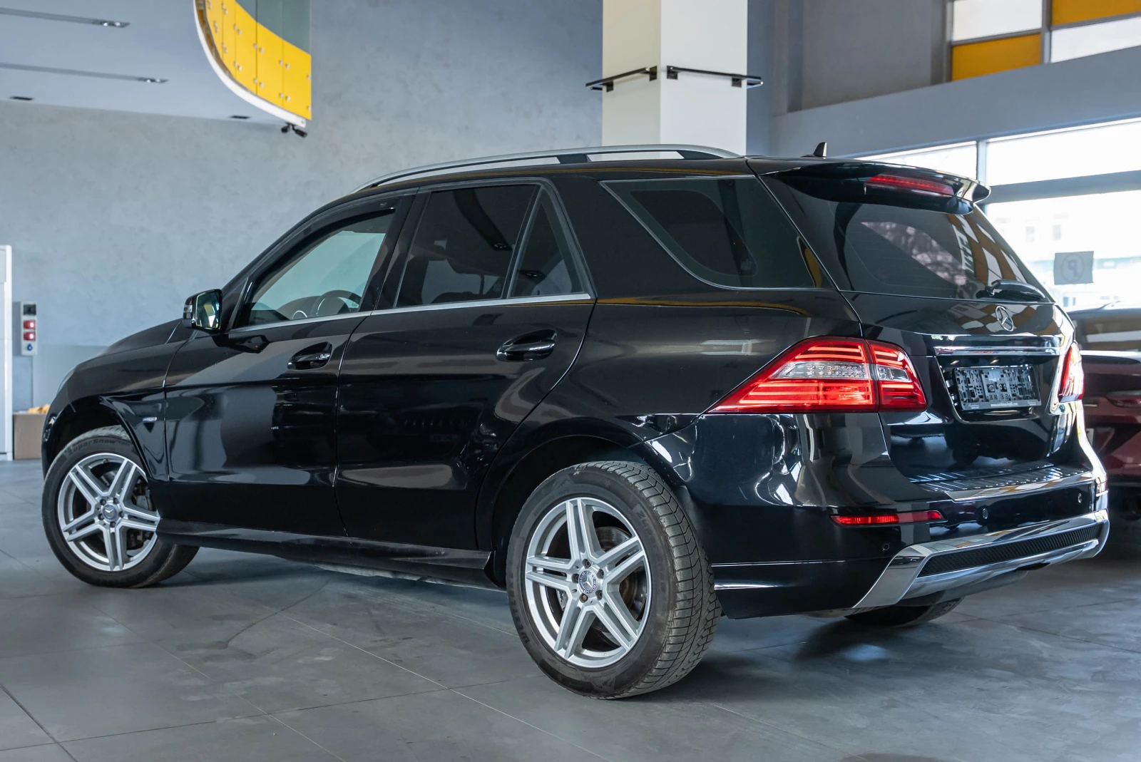 Mercedes-Benz ML 350 BLUETEC 4MATIC - изображение 3
