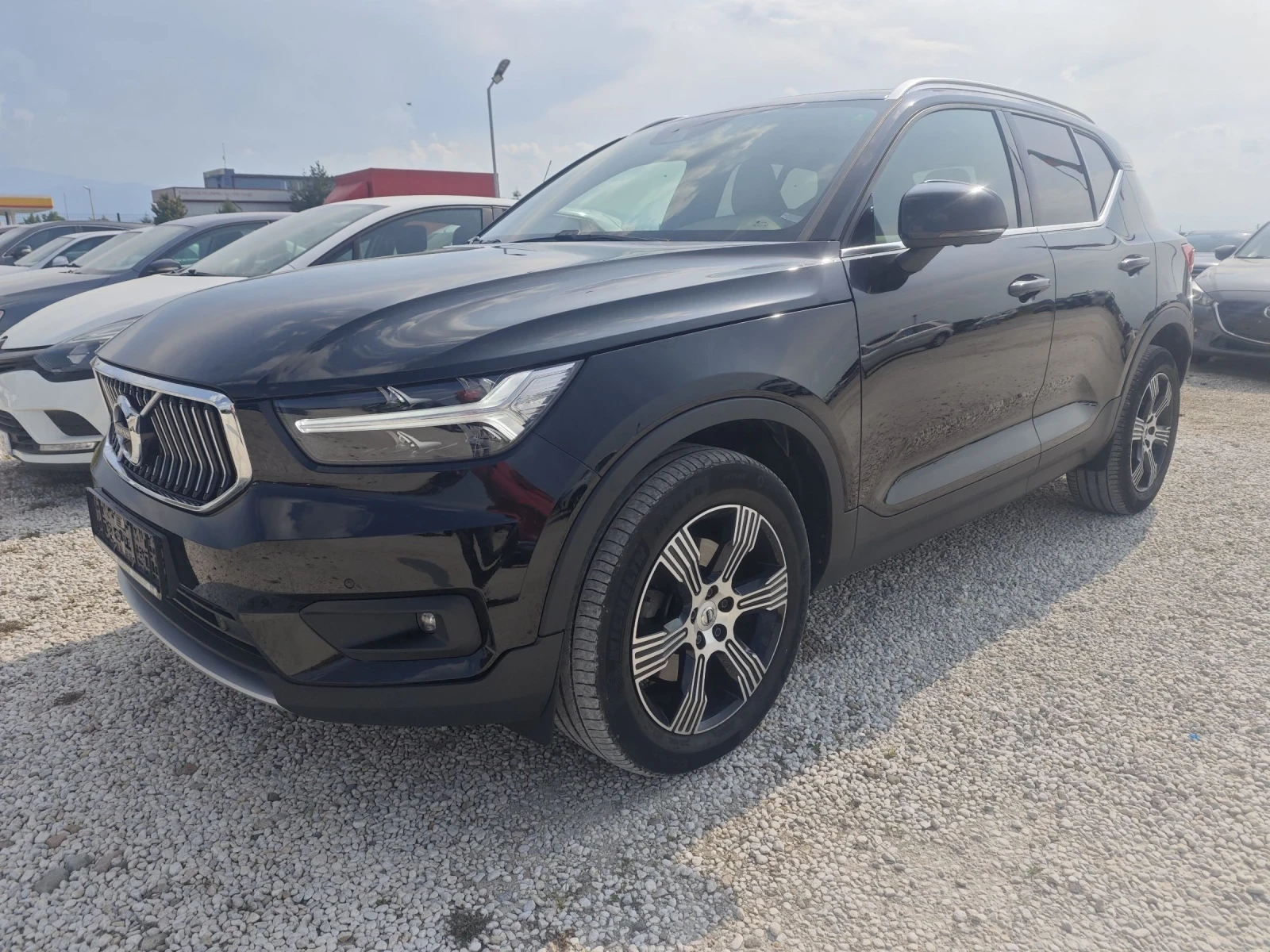 Volvo XC40 Inscription 2.0 190ps - изображение 2