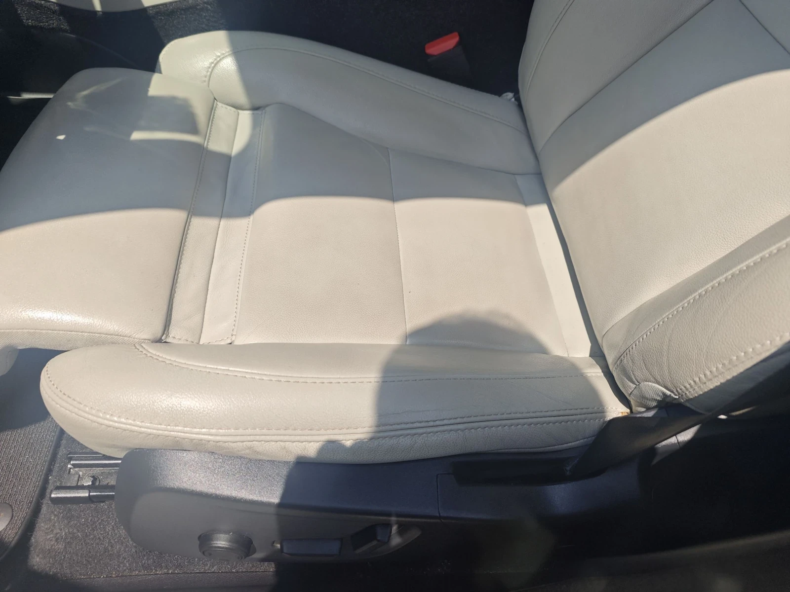 Volvo XC40 Inscription 2.0 190ps - изображение 7