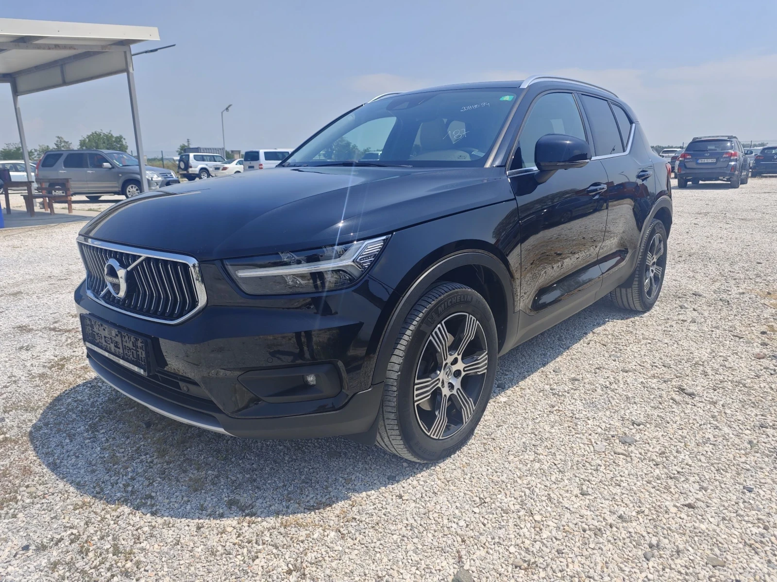 Volvo XC40 Inscription 2.0 190ps - изображение 10