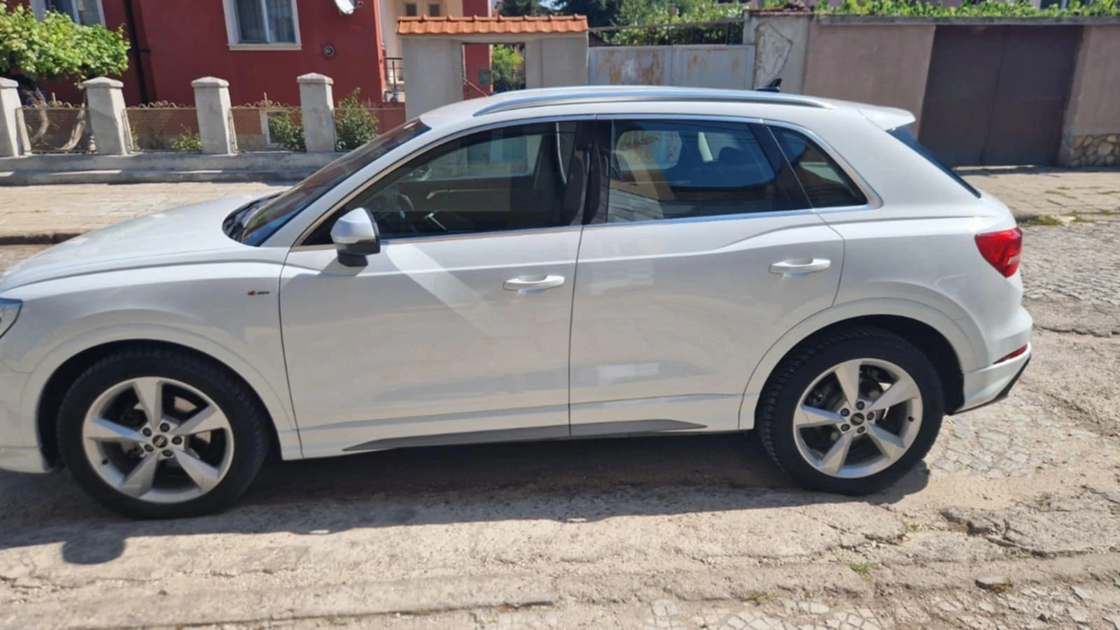 Audi Q3 S line - изображение 2