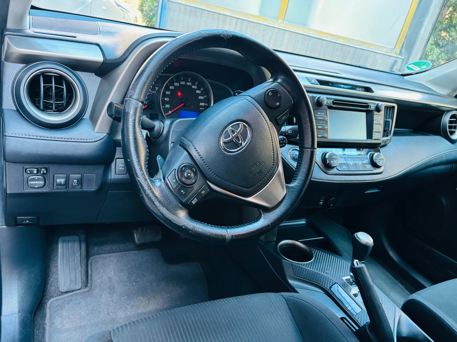 Toyota Rav4 2.2 AWD - изображение 8