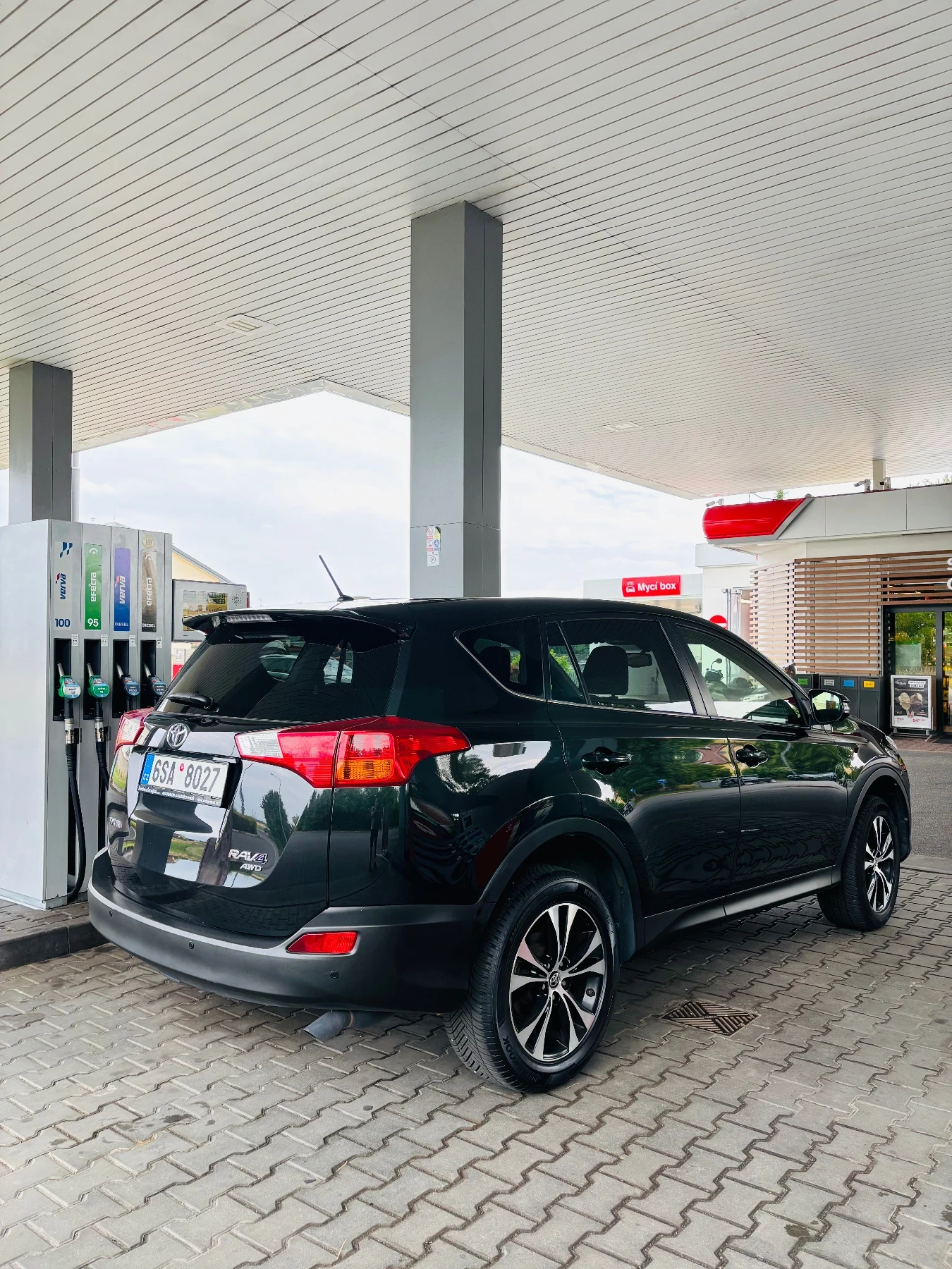 Toyota Rav4 2.2 AWD - изображение 3
