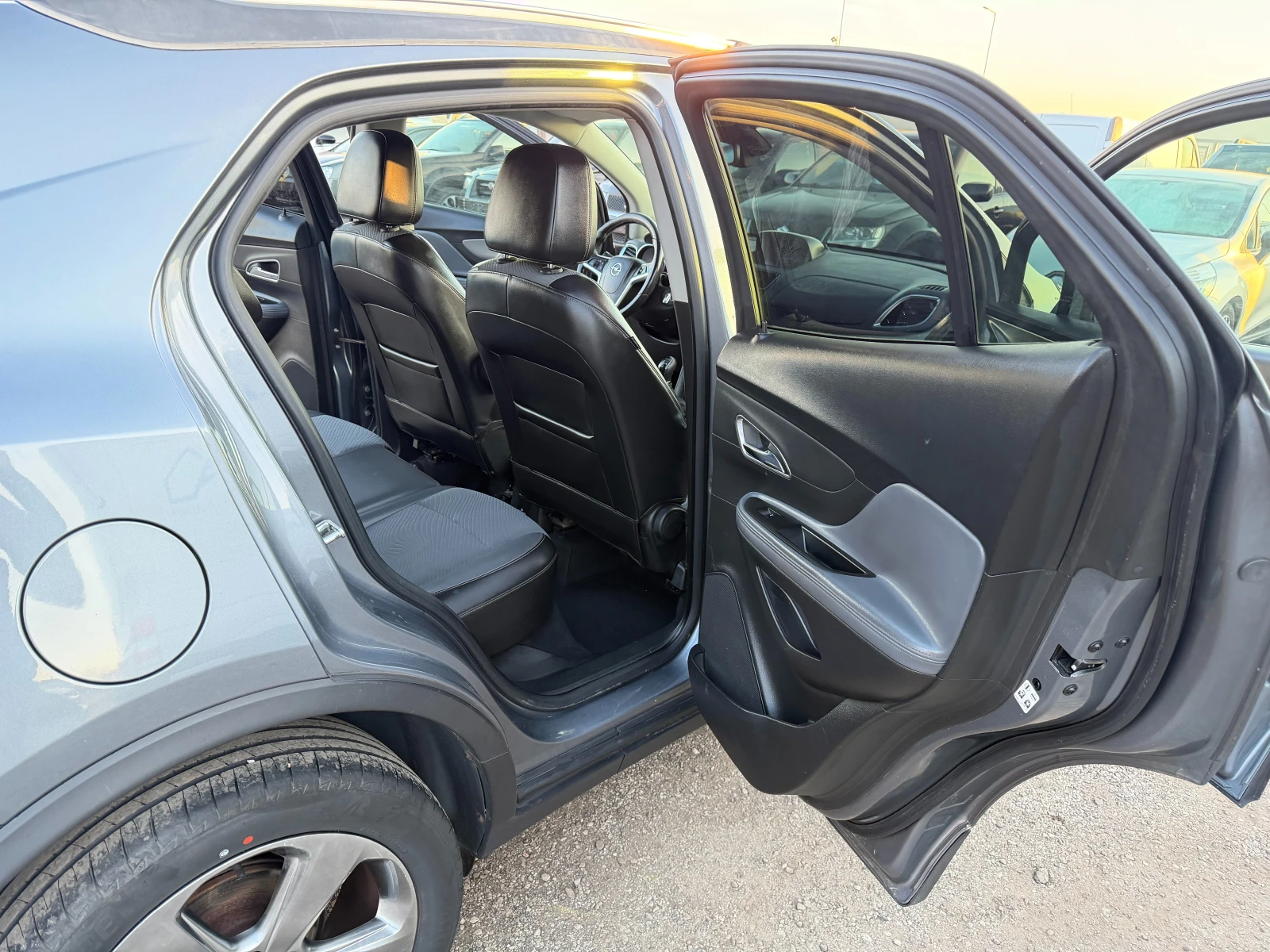 Opel Mokka 1.4 ITALIA, снимка 13 - Автомобили и джипове - 53831589