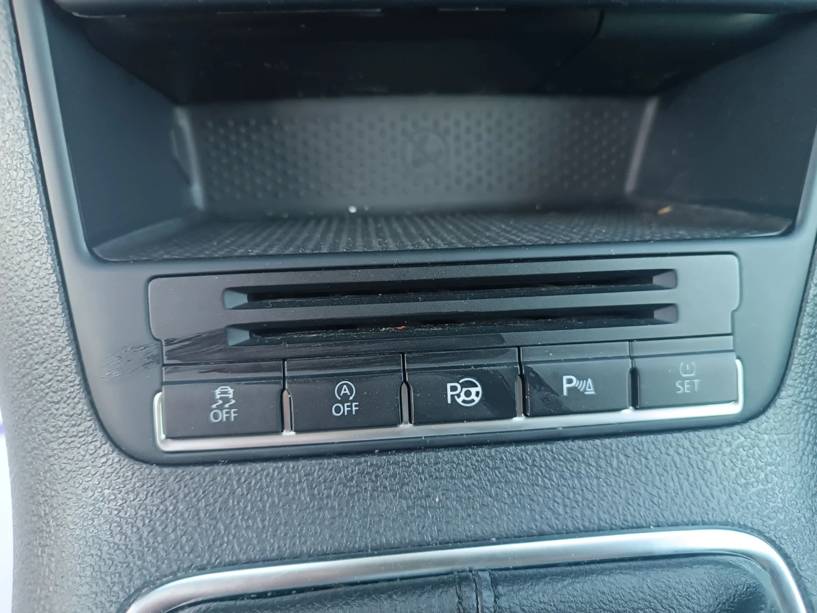 VW Tiguan, снимка 7 - Автомобили и джипове - 54056600