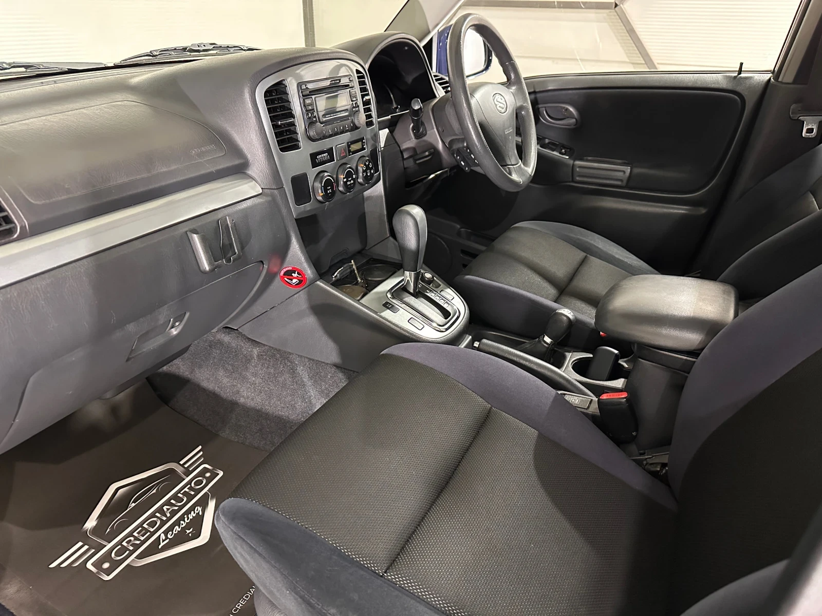 Suzuki Grand vitara 4x4, снимка 9 - Автомобили и джипове - 54379781