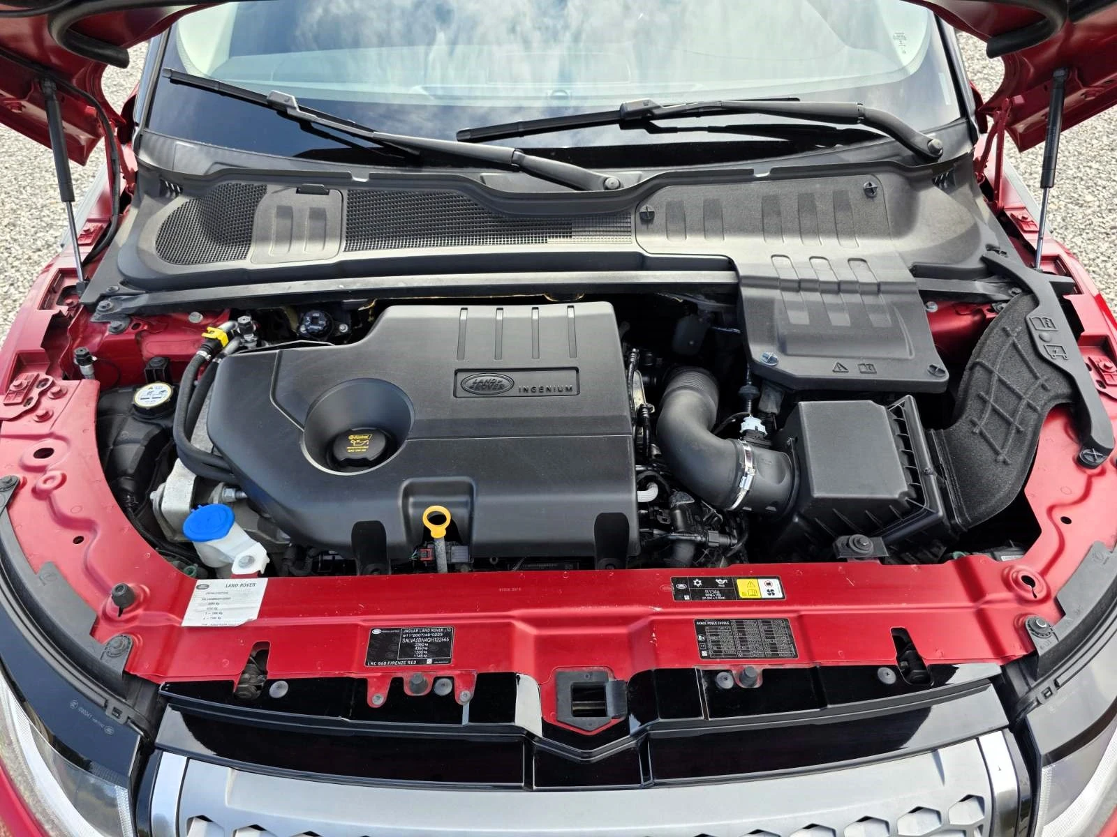 Land Rover Range Rover Evoque 2.0td4 HSE, снимка 16 - Автомобили и джипове - 55804119